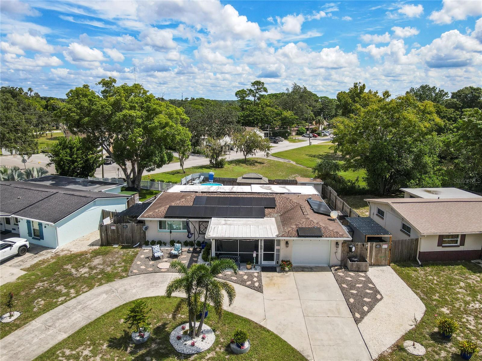 Listing photo id 40 for 5264 Idlewild Street