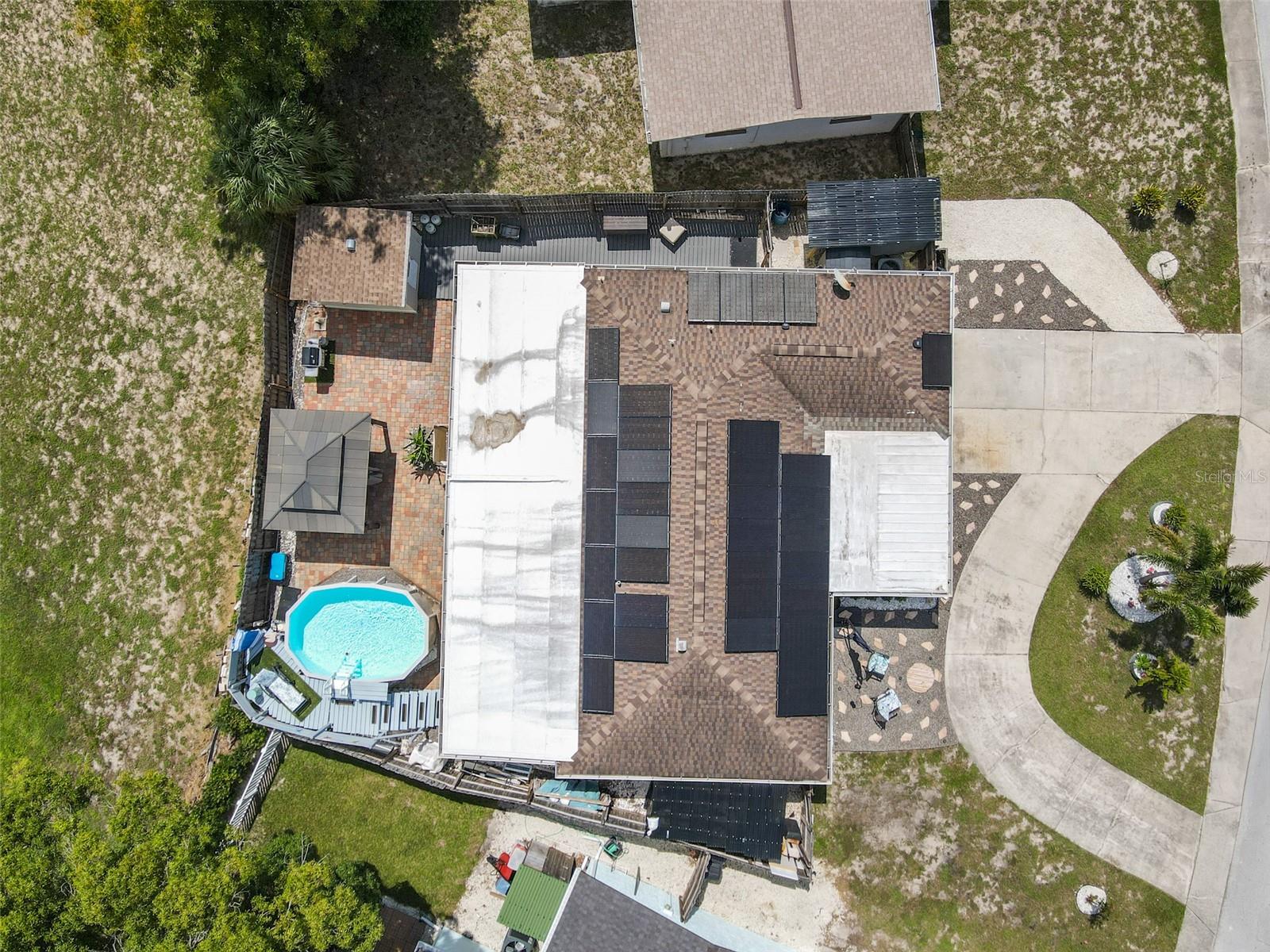 Listing photo id 45 for 5264 Idlewild Street