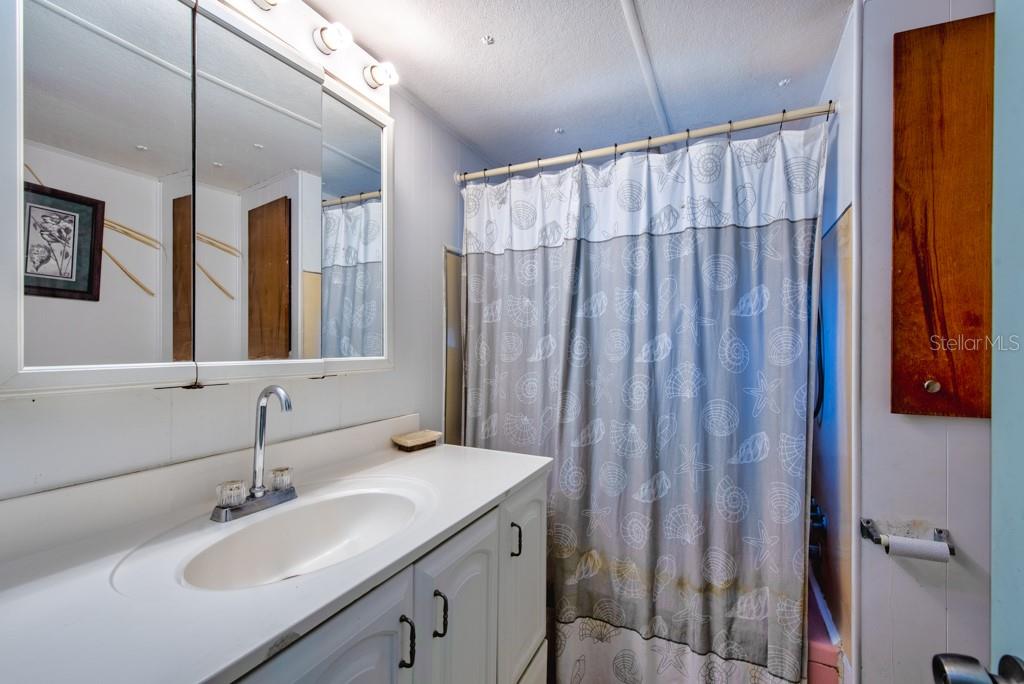 Image 16 of 41 For 4851 Gandy Boulevard B5l19