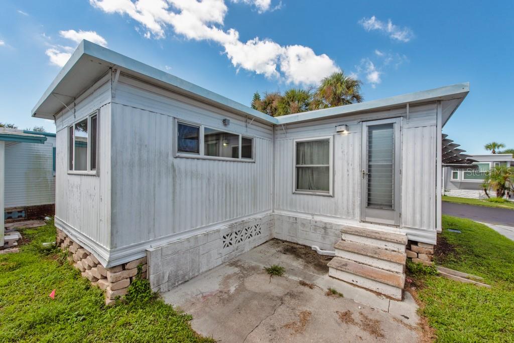 Image 19 of 41 For 4851 Gandy Boulevard B5l19