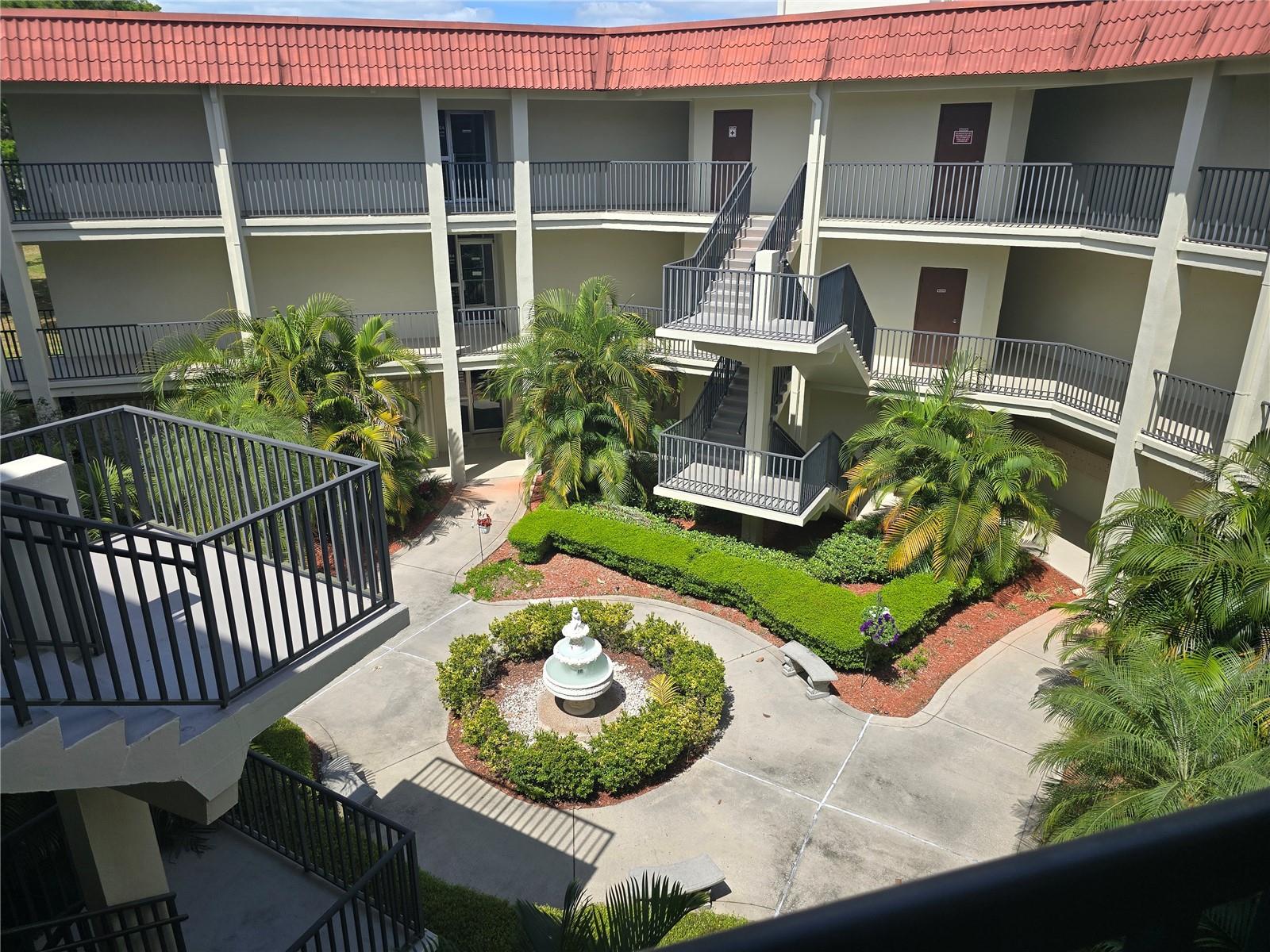 Image 6 of 40 For 2700 Bayshore Boulevard 1302