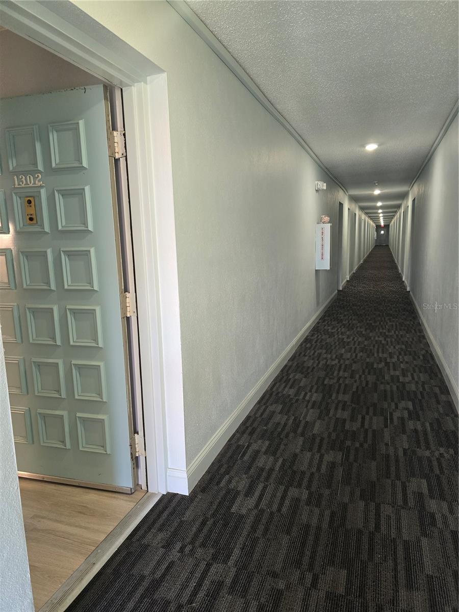 Image 7 of 40 For 2700 Bayshore Boulevard 1302