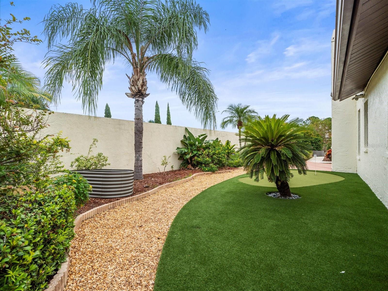 Listing photo id 0 for 13512 Sobrado Drive