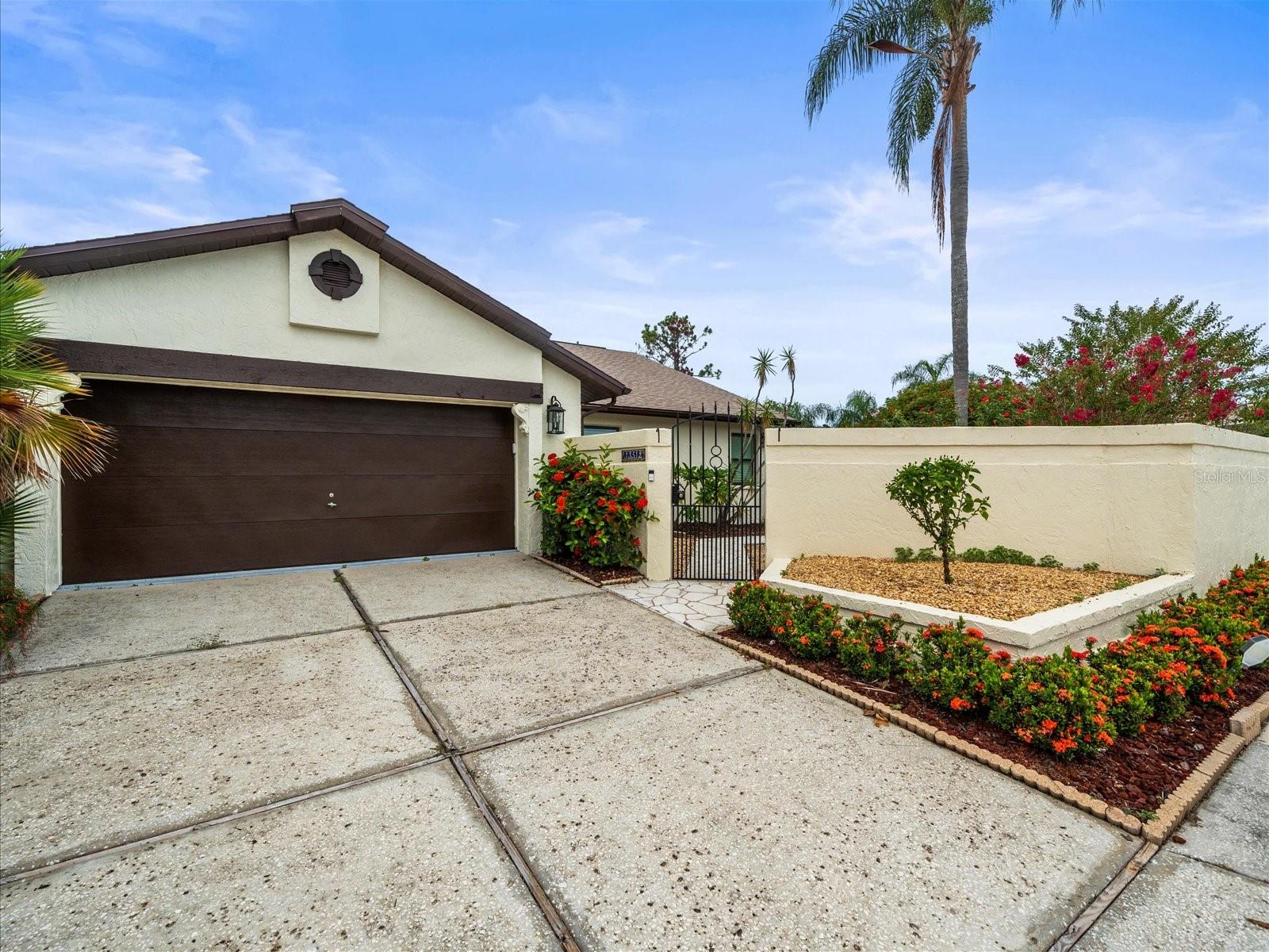 Listing photo id 6 for 13512 Sobrado Drive