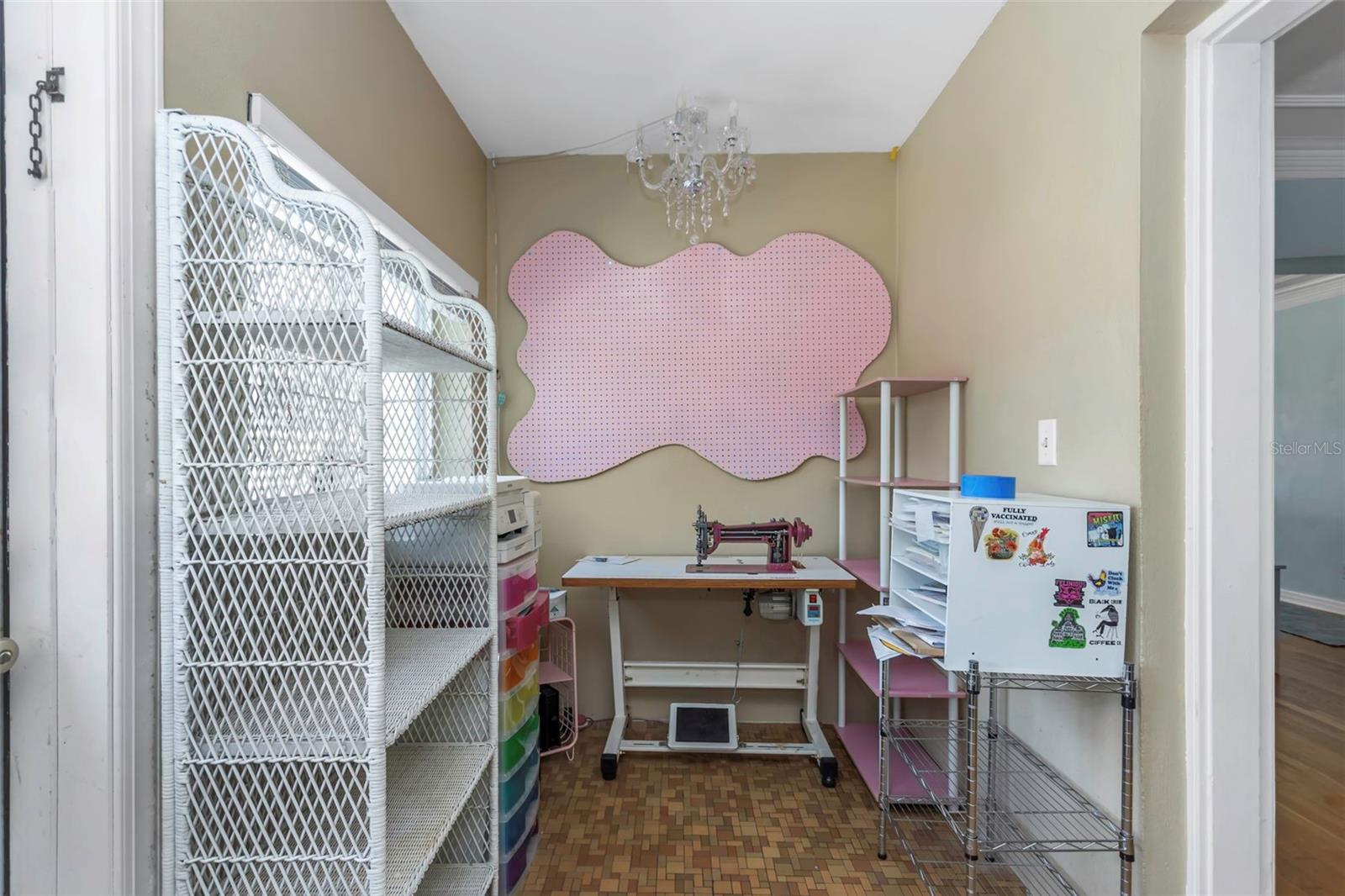 Image 13 of 44 For 4645 7th Avenue N