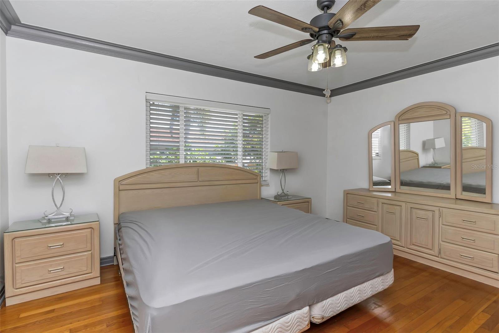Image 30 of 44 For 4645 7th Avenue N