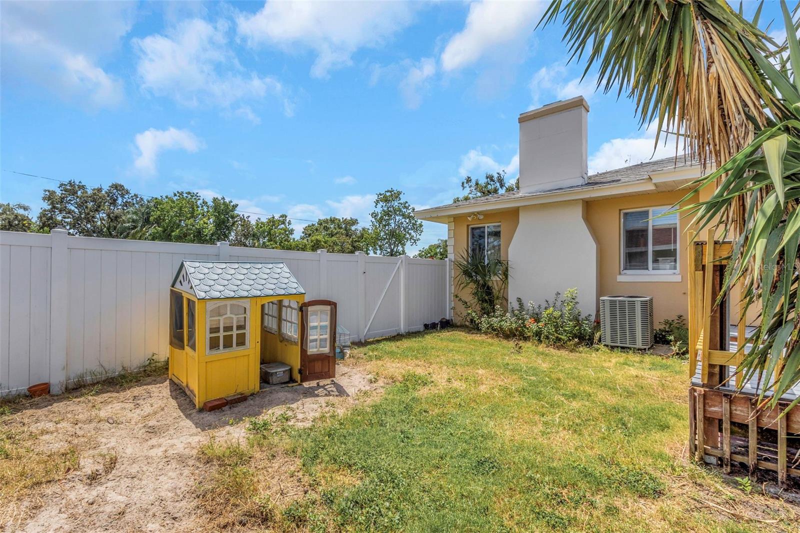 Image 34 of 44 For 4645 7th Avenue N