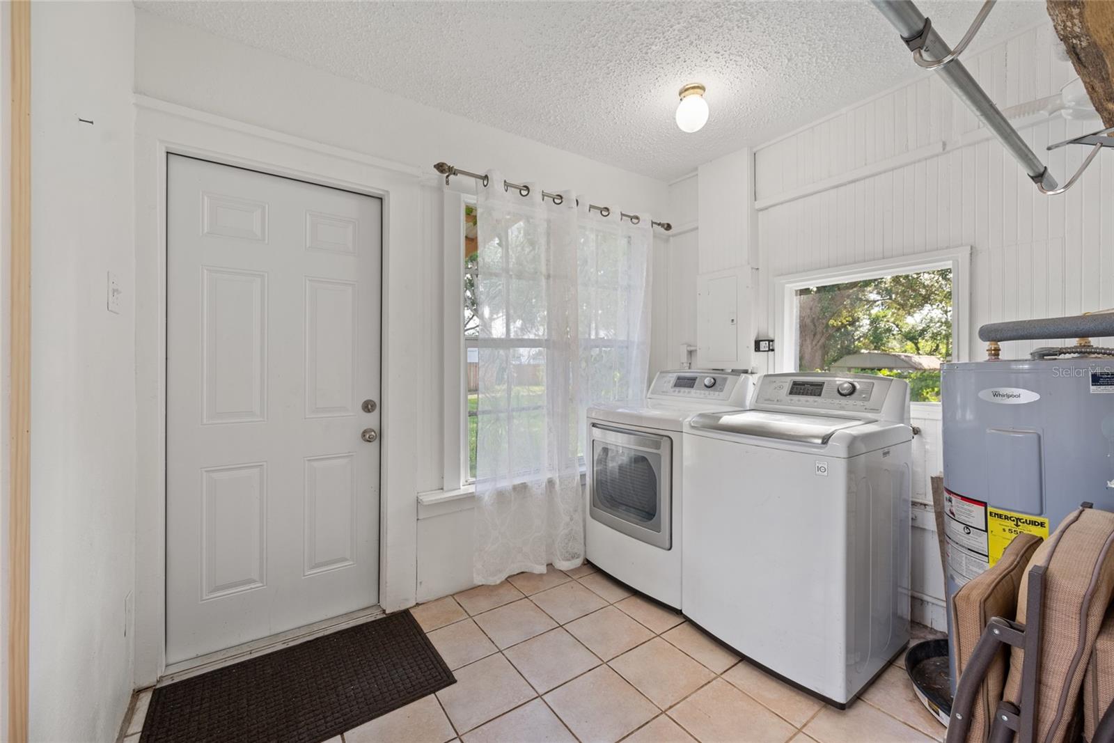 Image 18 of 32 For 5300 7th Avenue N