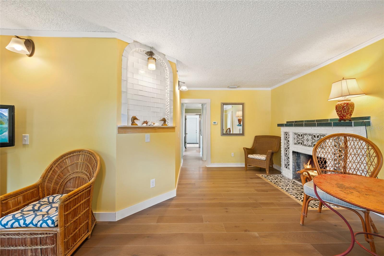 Image 7 of 32 For 5300 7th Avenue N