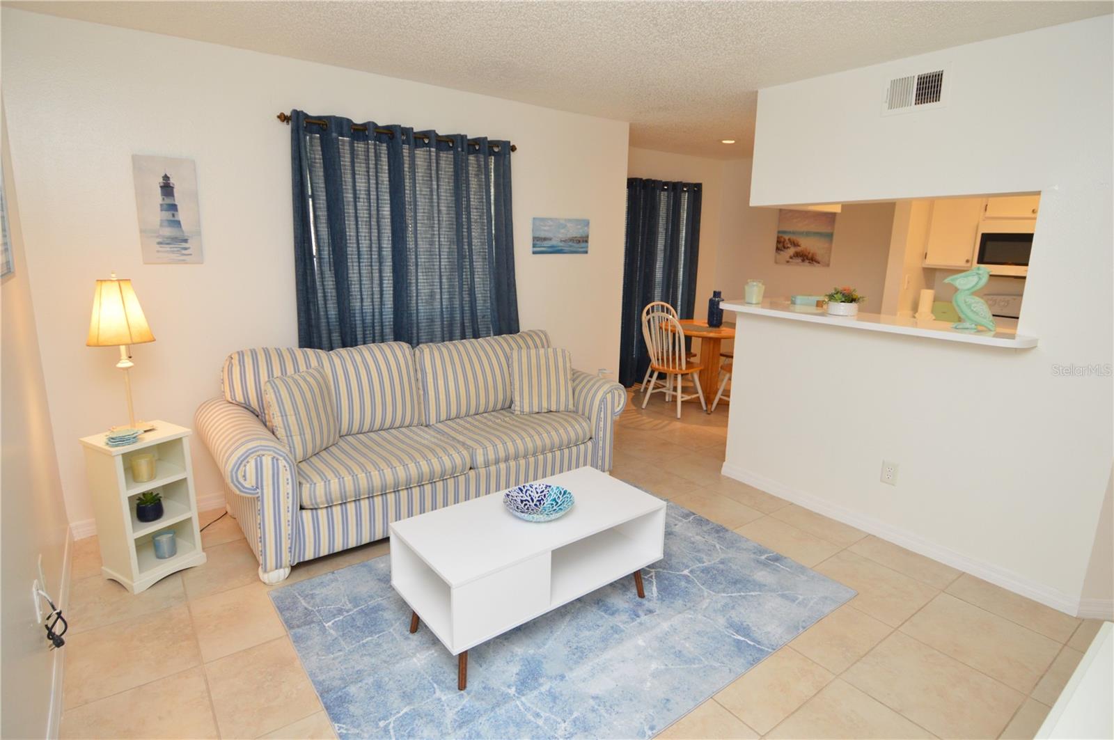 Image 13 of 96 For 8625 Mallard Reserve Drive 101(furnis