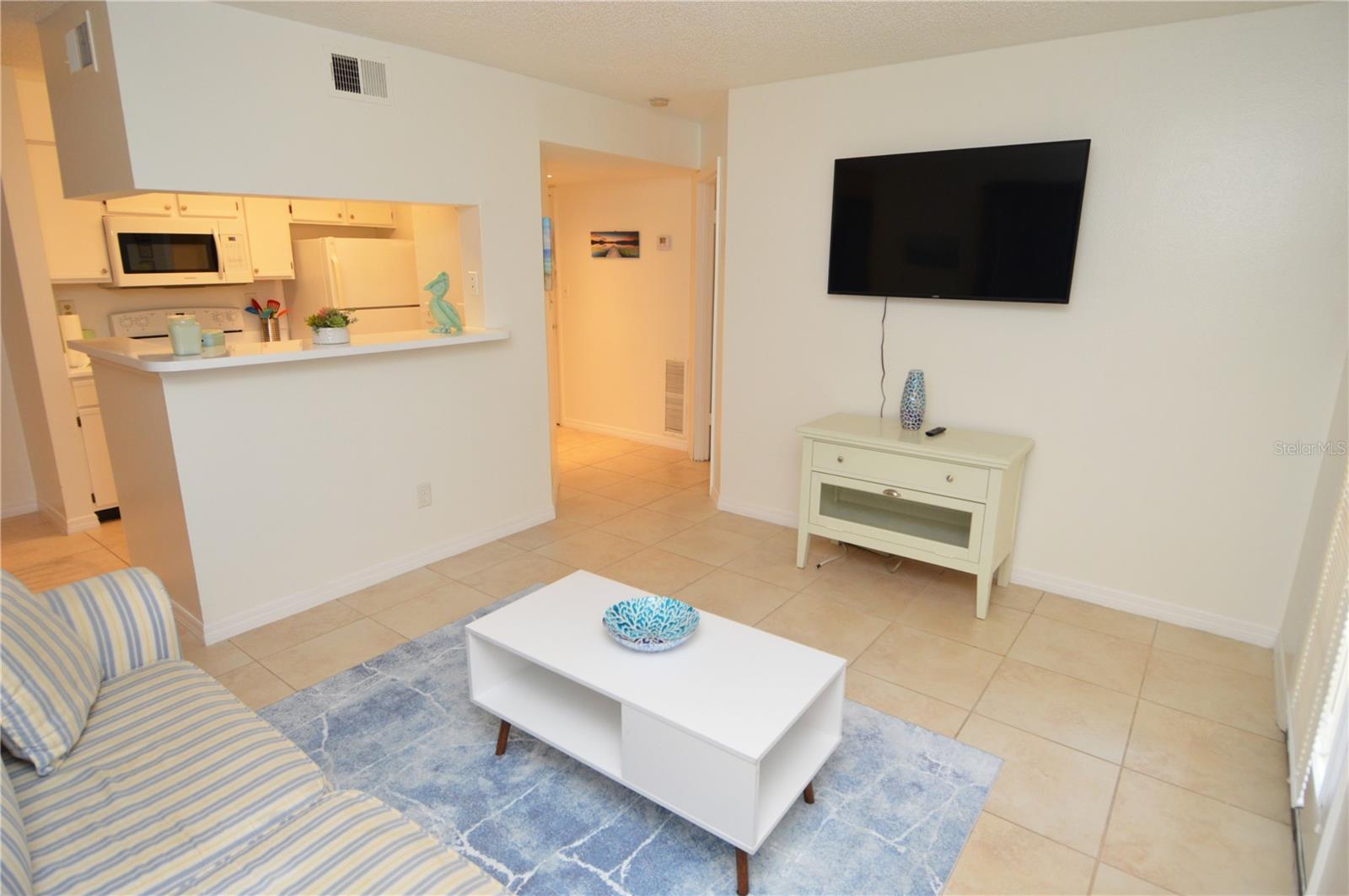 Image 3 of 96 For 8625 Mallard Reserve Drive 101(furnis