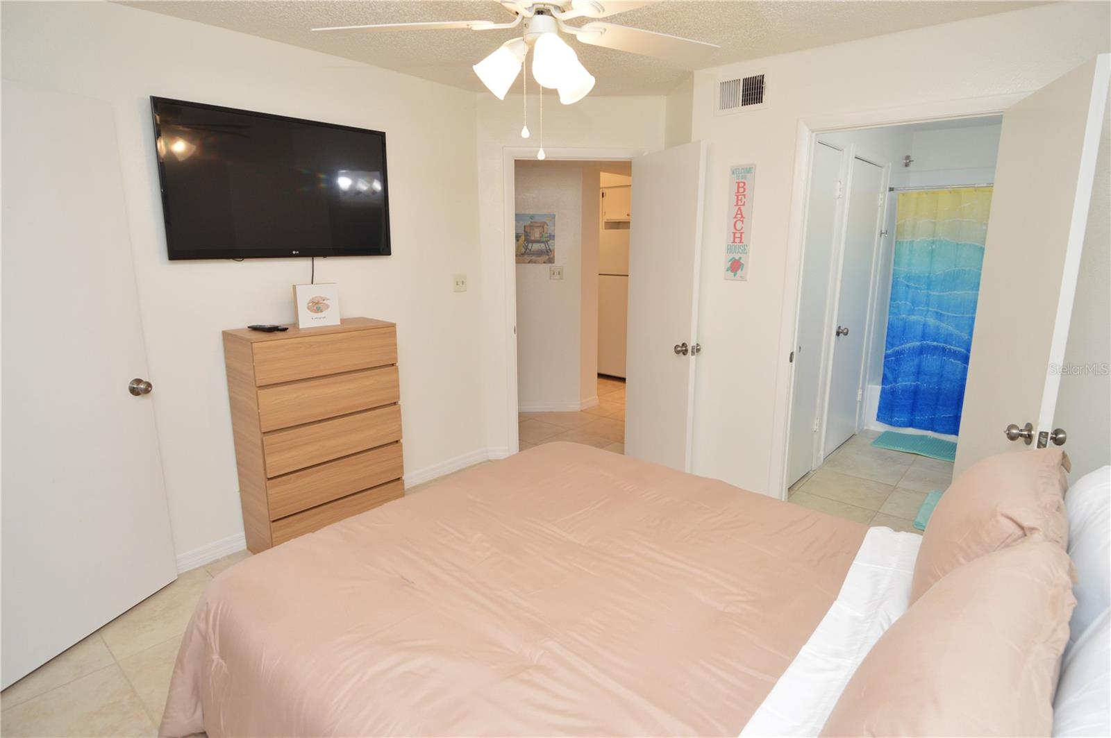 Image 30 of 96 For 8625 Mallard Reserve Drive 101(furnis