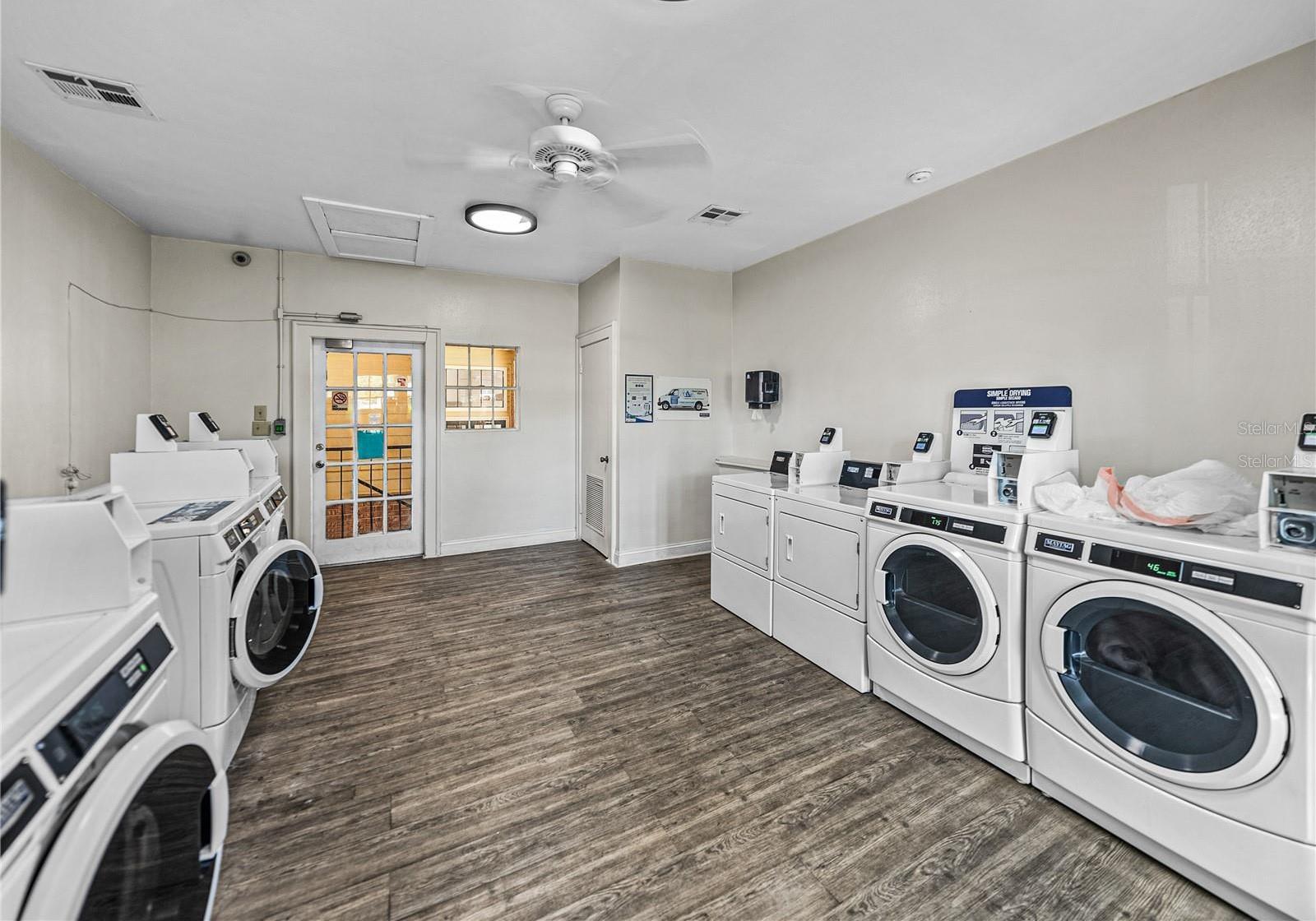 Image 80 of 96 For 8625 Mallard Reserve Drive 101(furnis