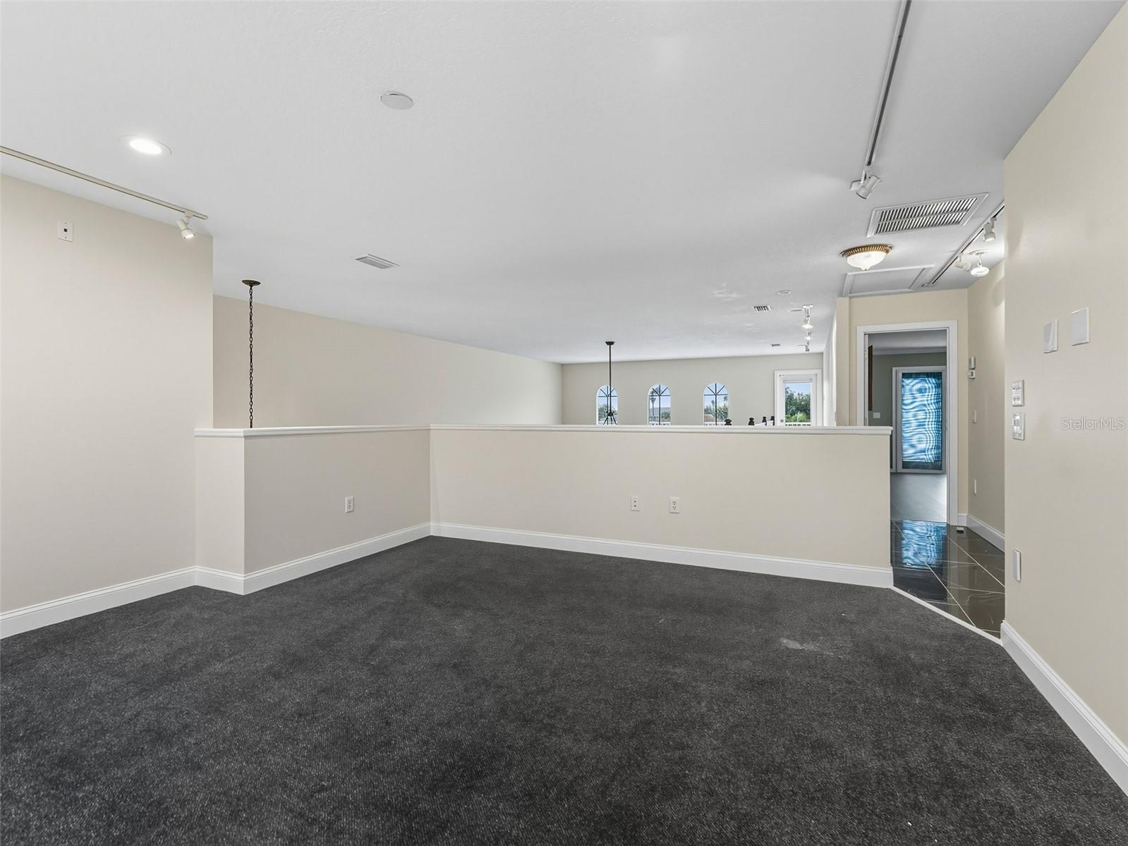 Image 18 of 44 For 8607 51st Avenue W