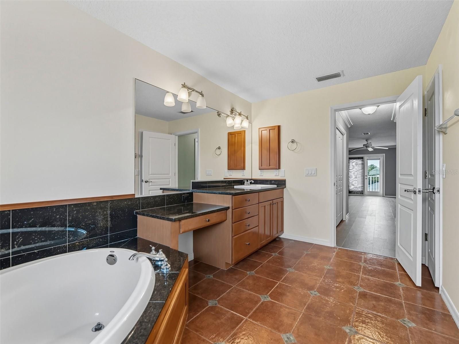 Image 21 of 44 For 8607 51st Avenue W