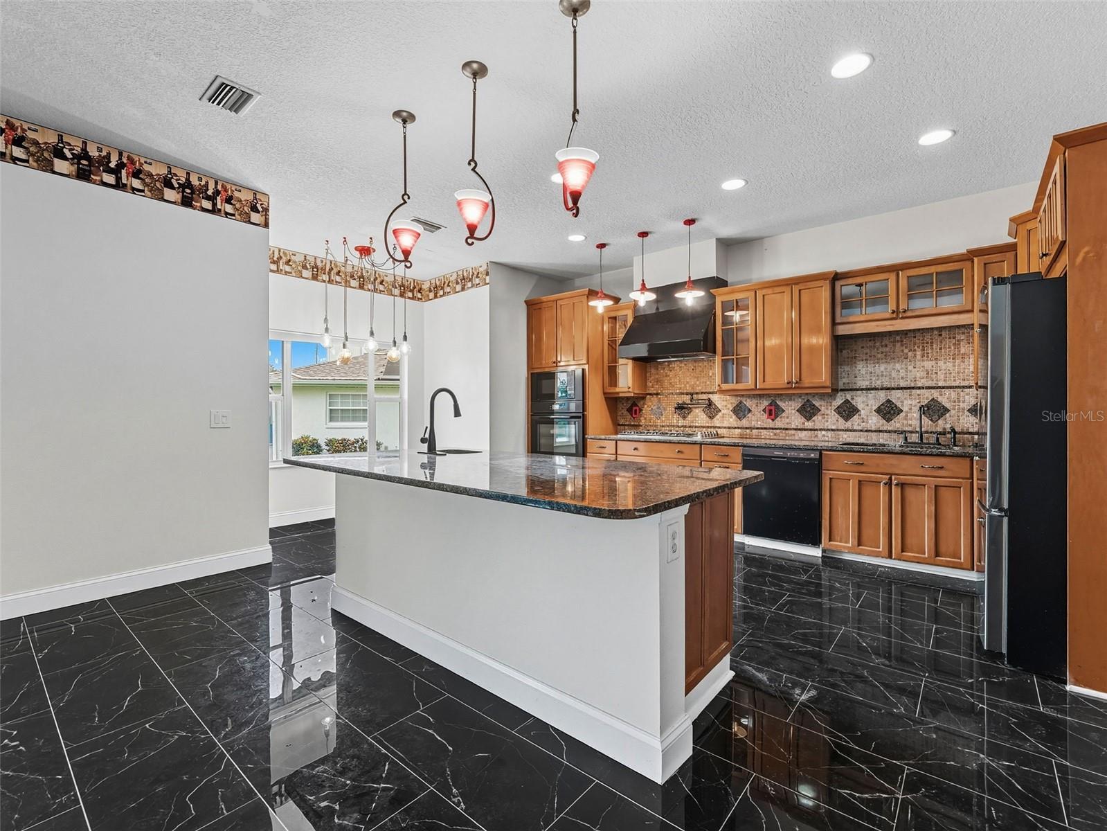 Image 9 of 44 For 8607 51st Avenue W