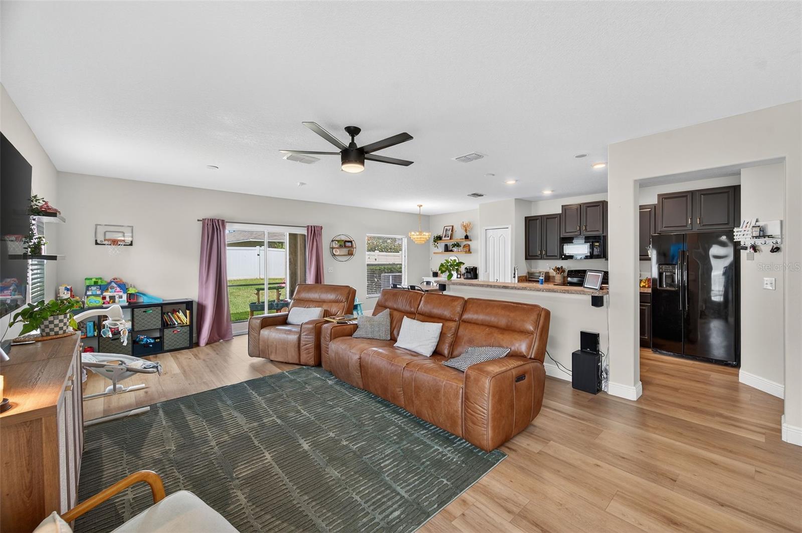 Image 11 of 63 For 16703 Myrtle Sand Dr