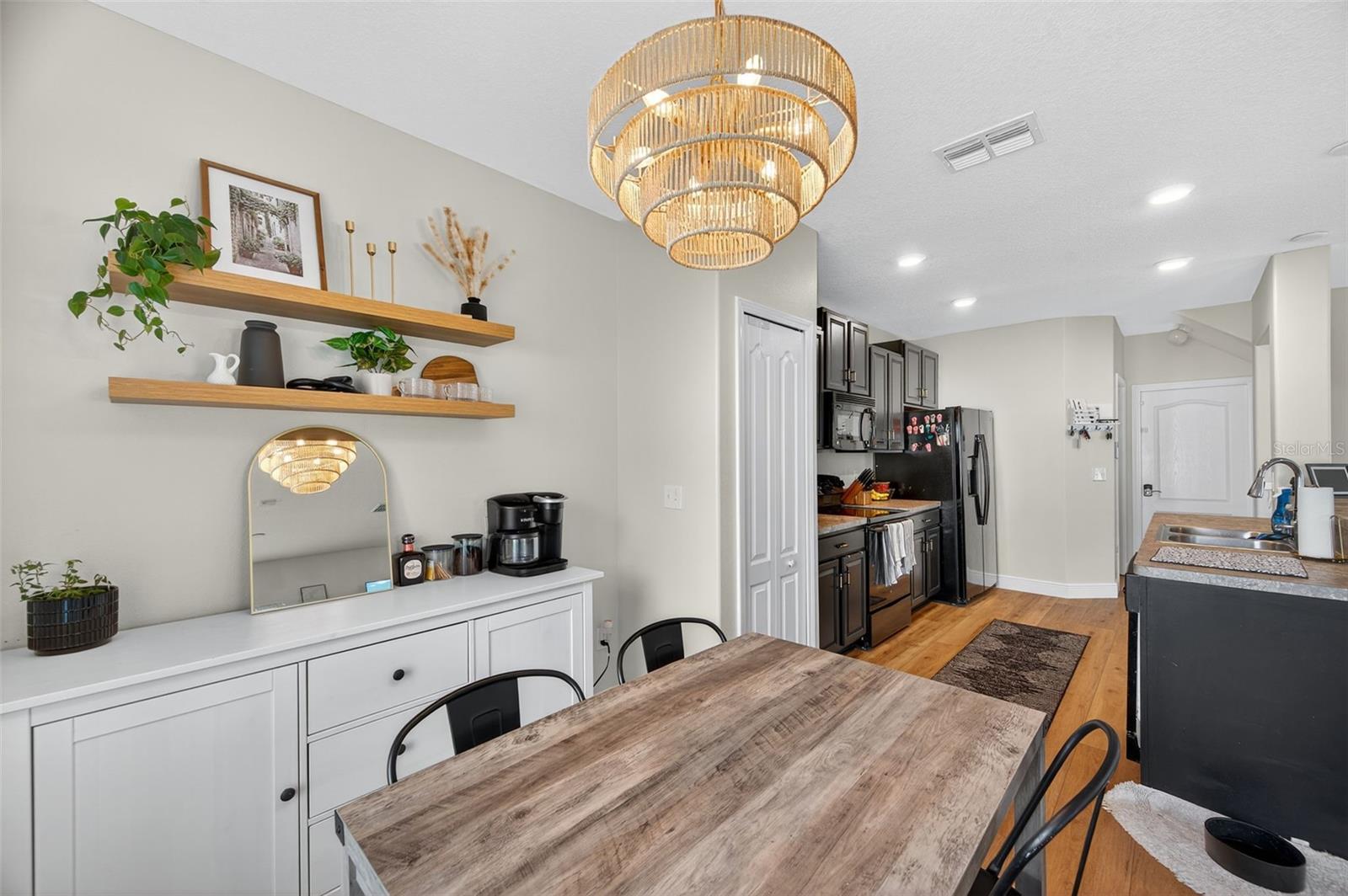 Image 17 of 63 For 16703 Myrtle Sand Dr