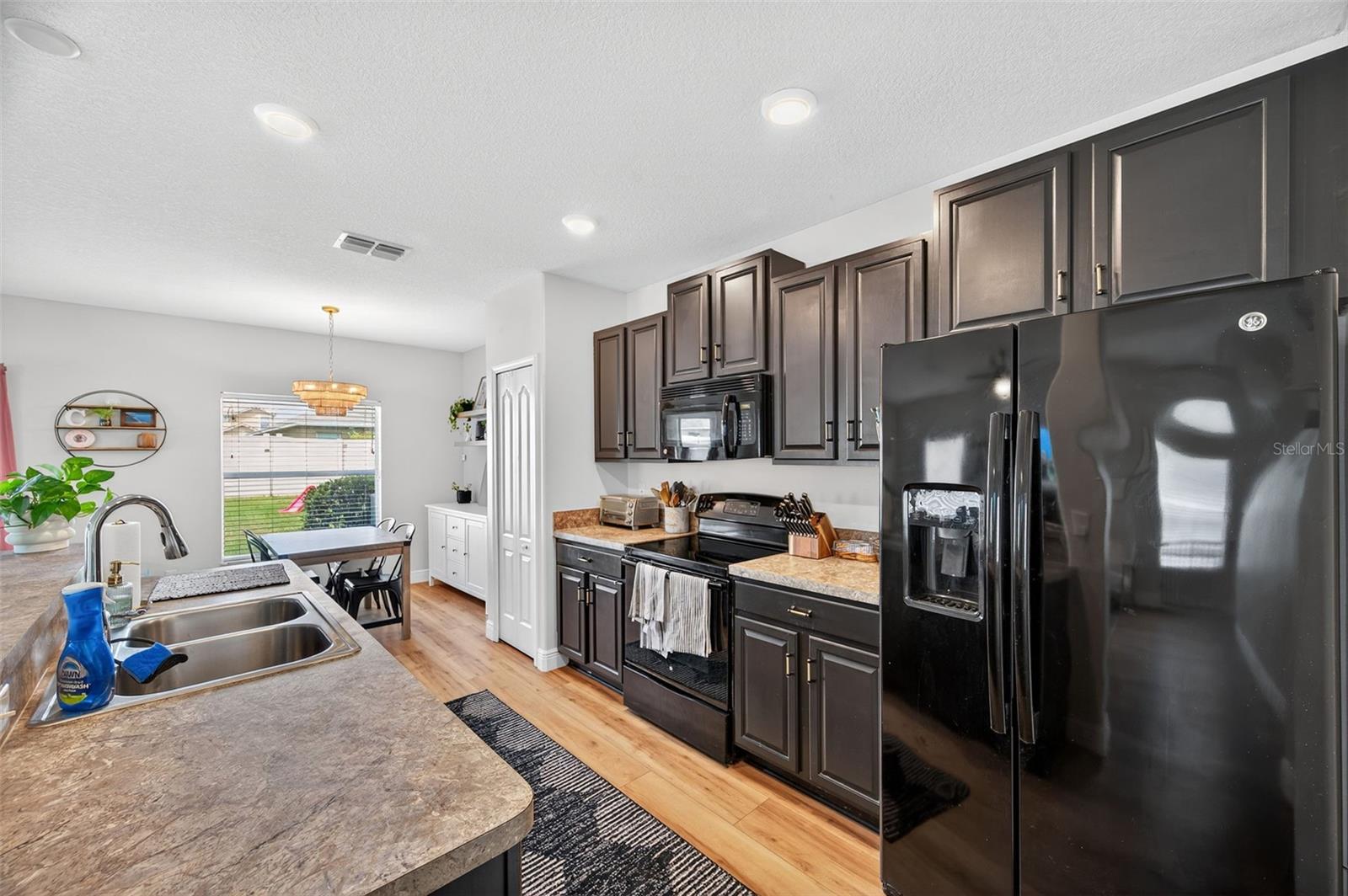 Image 21 of 63 For 16703 Myrtle Sand Dr