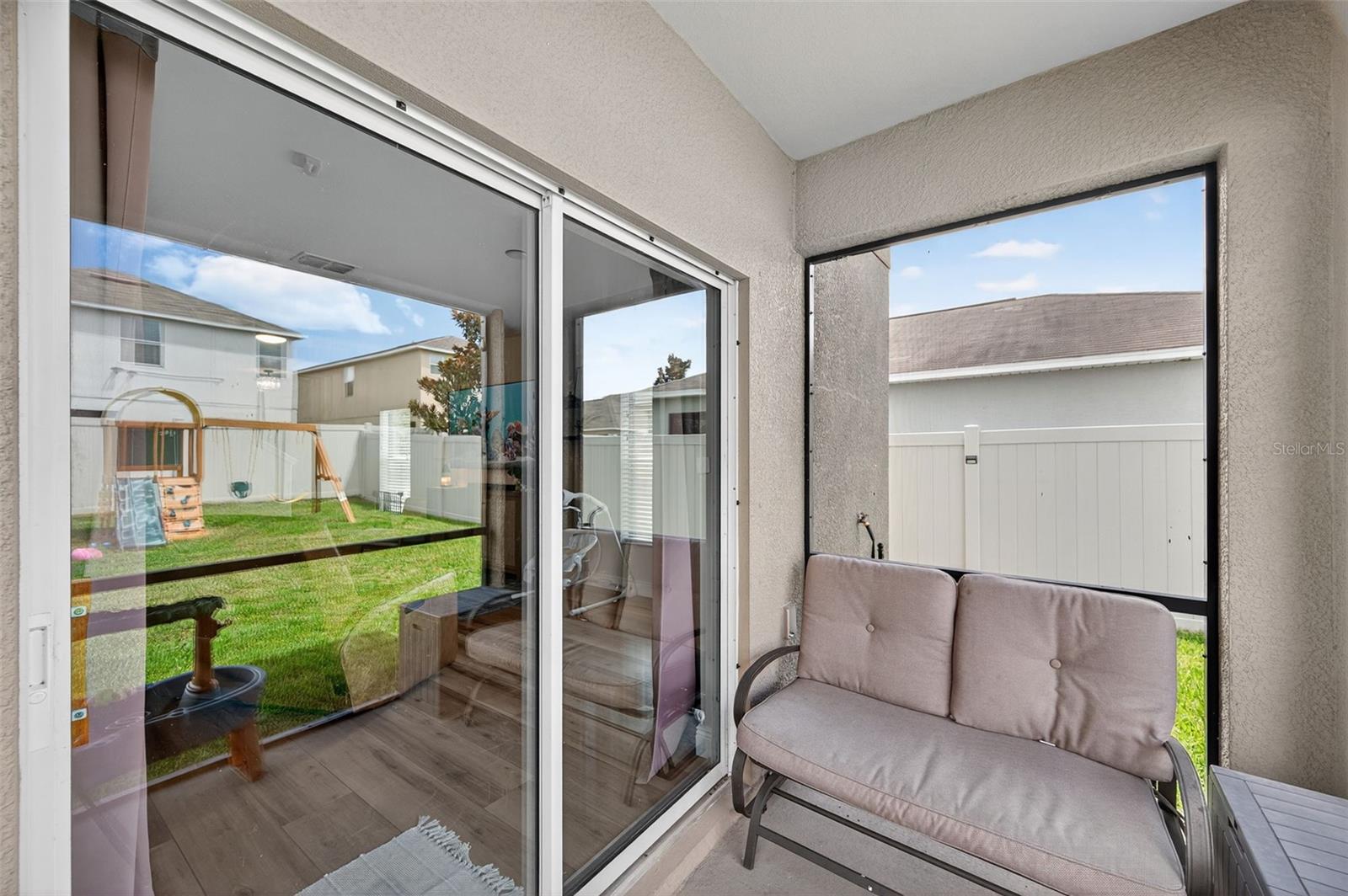 Image 27 of 63 For 16703 Myrtle Sand Dr