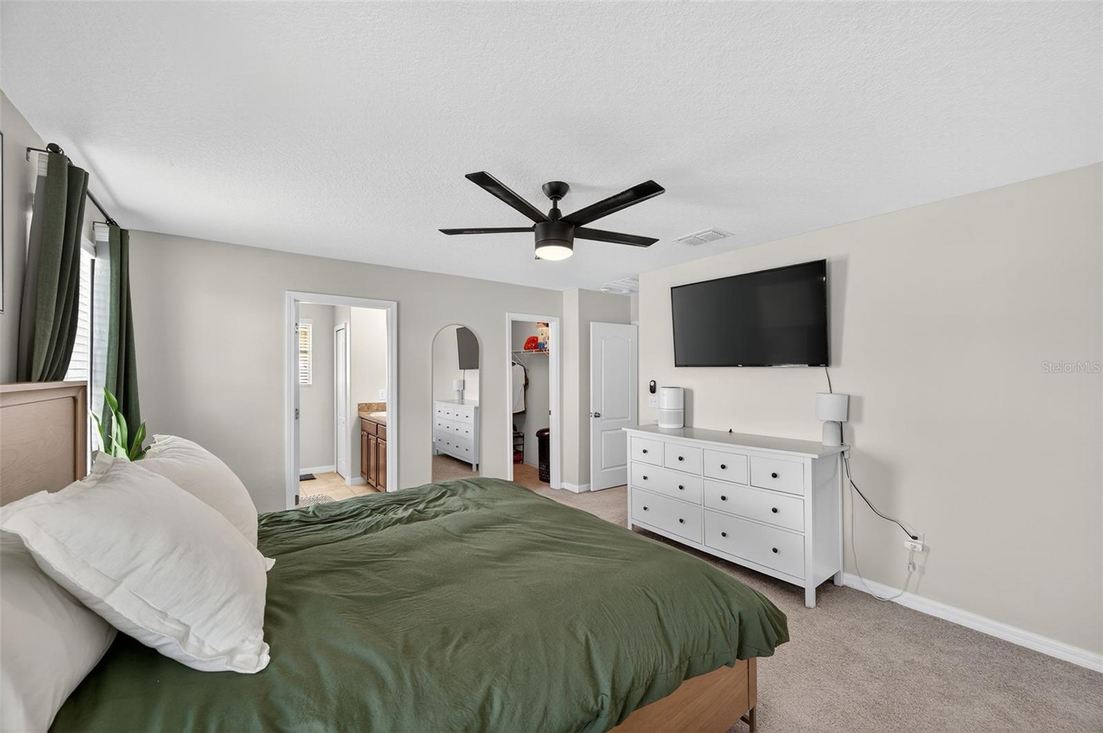 Image 35 of 63 For 16703 Myrtle Sand Dr