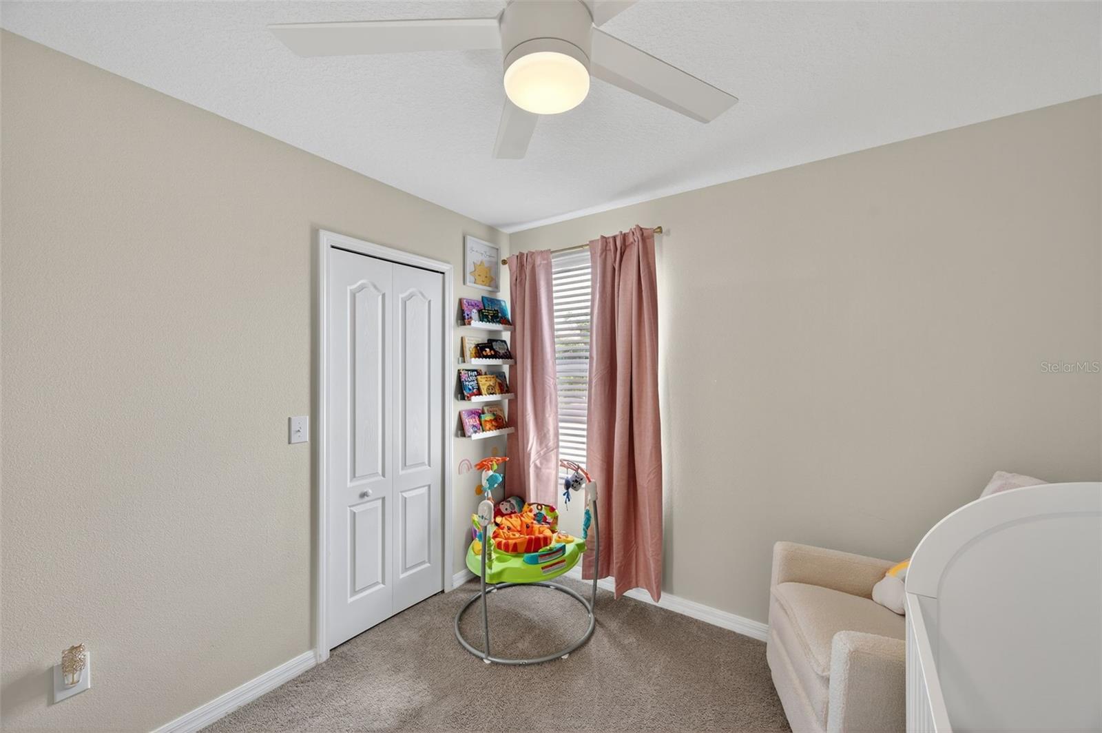 Image 40 of 63 For 16703 Myrtle Sand Dr