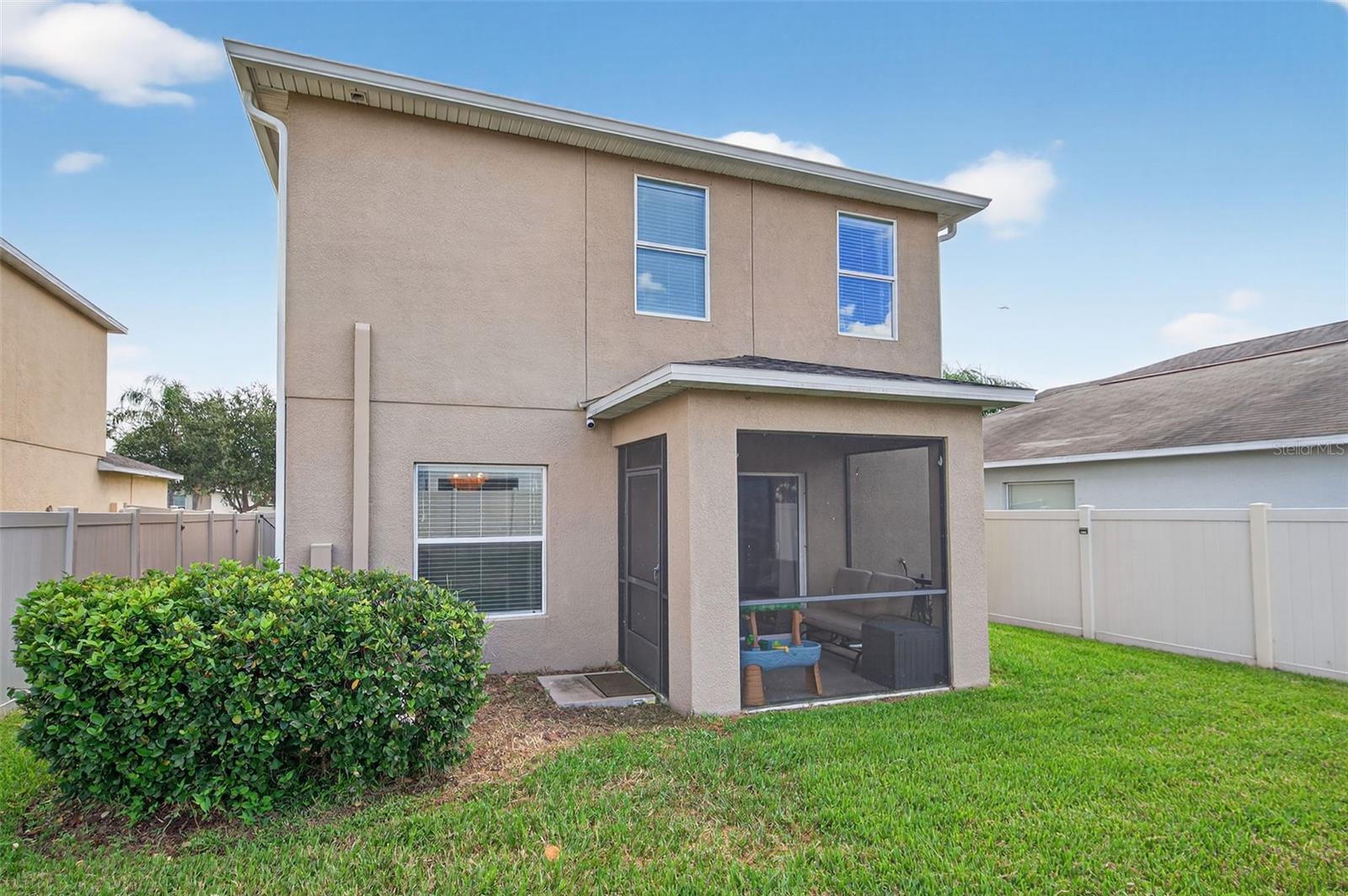 Image 8 of 63 For 16703 Myrtle Sand Dr