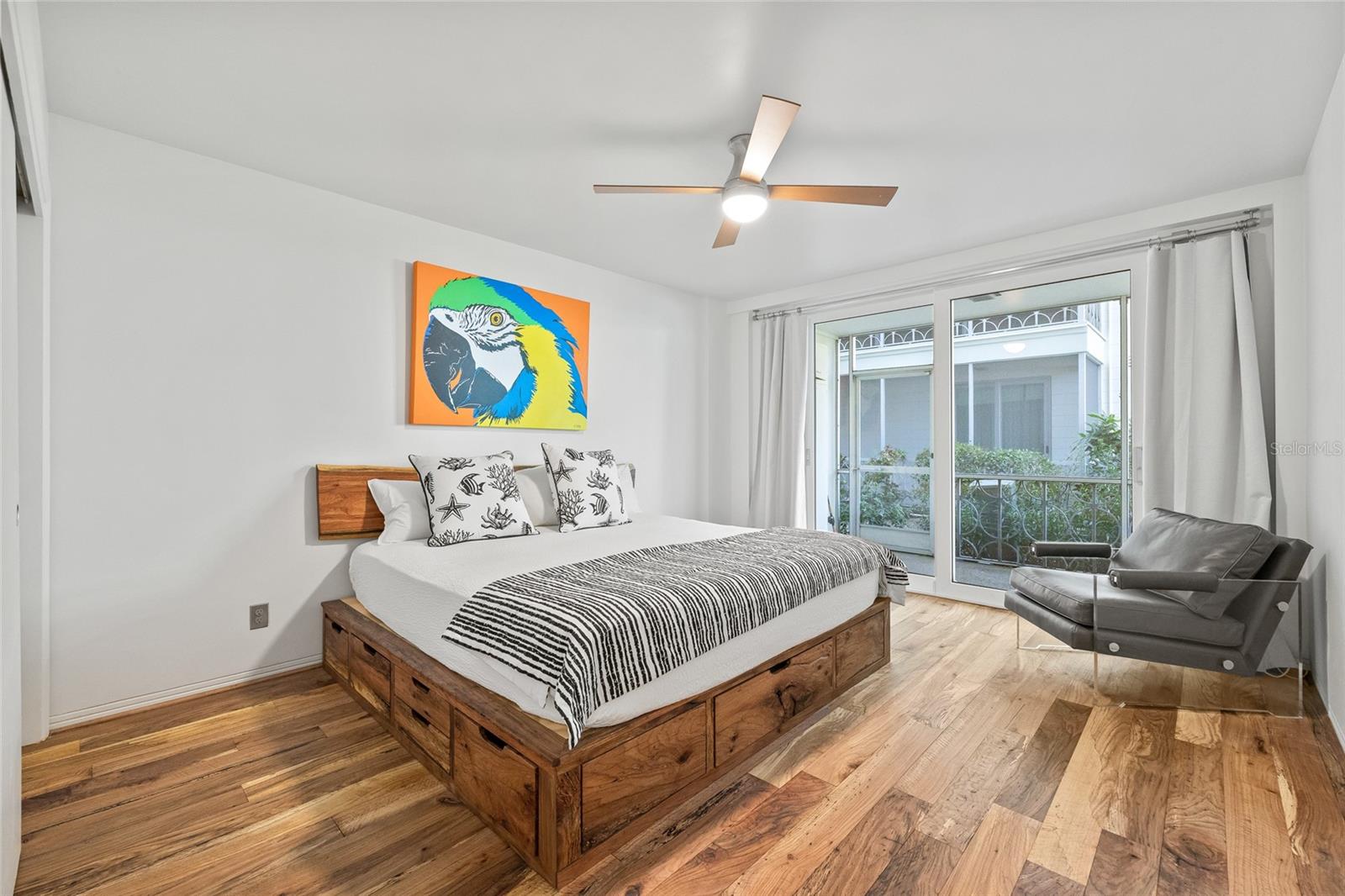Image 15 of 29 For 1012 Shore Drive Ne 14