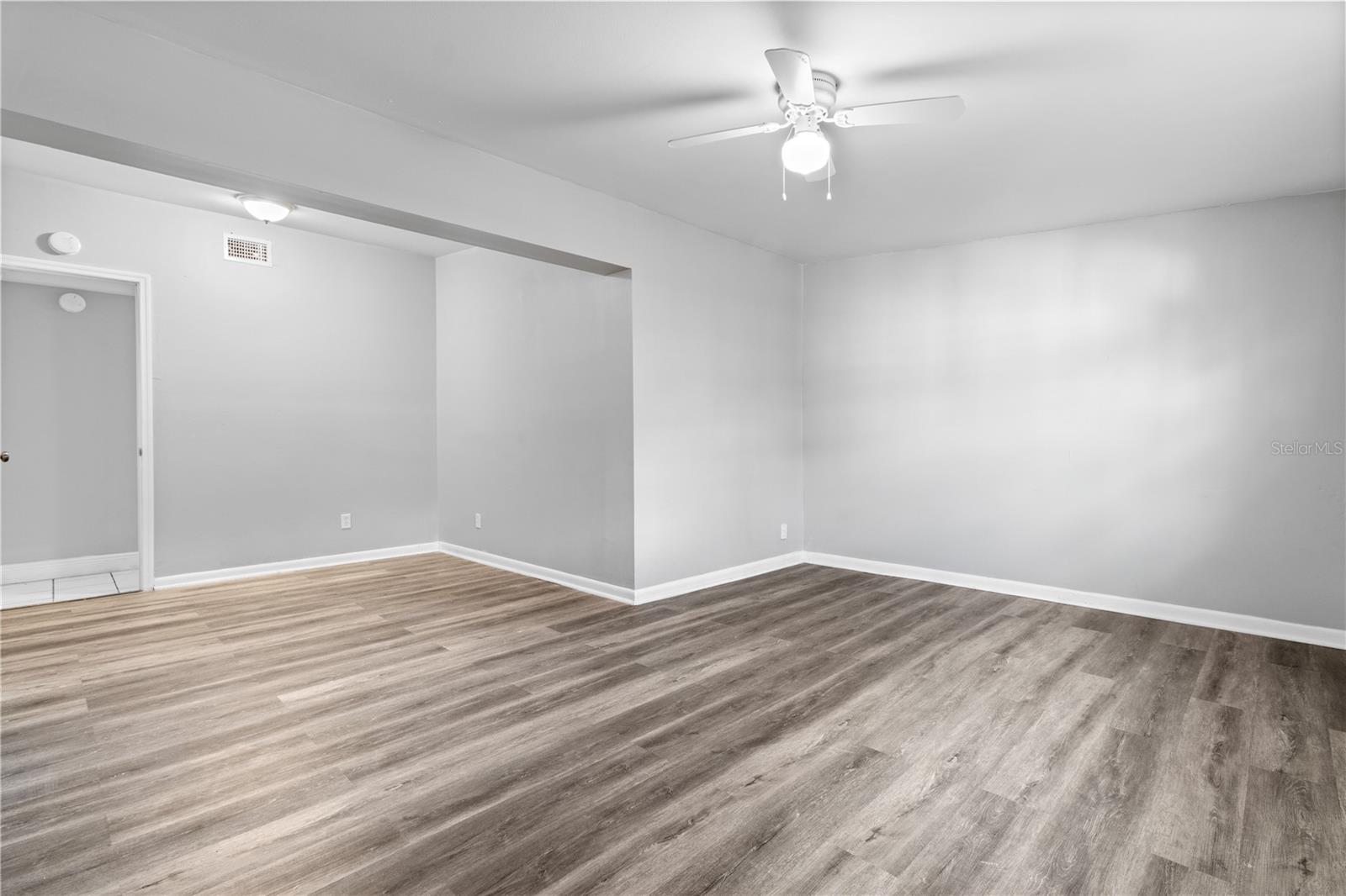 Image 15 of 24 For 6705 32nd Street