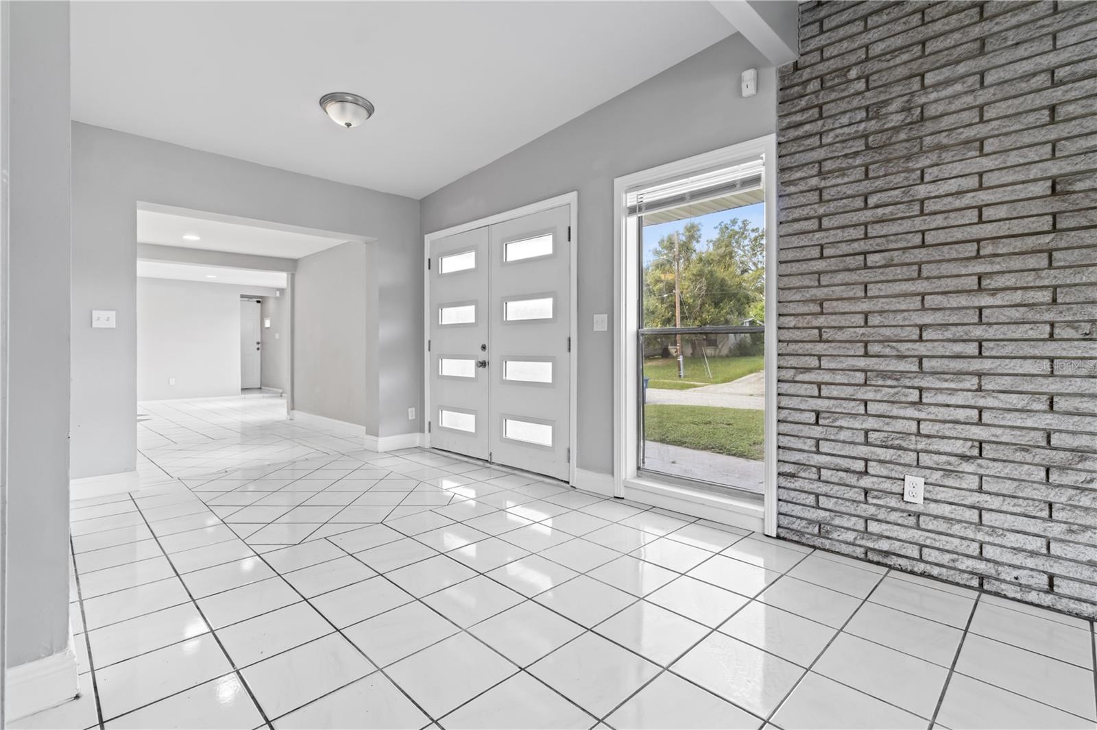 Image 3 of 24 For 6705 32nd Street