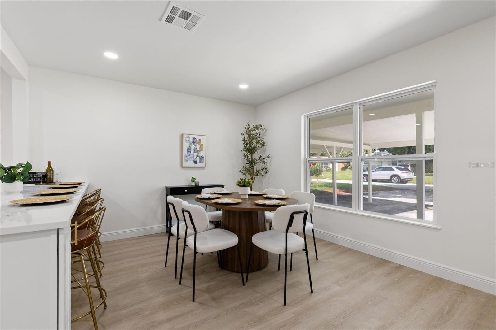 Image 3 of 28 For 3228 49th Avenue N