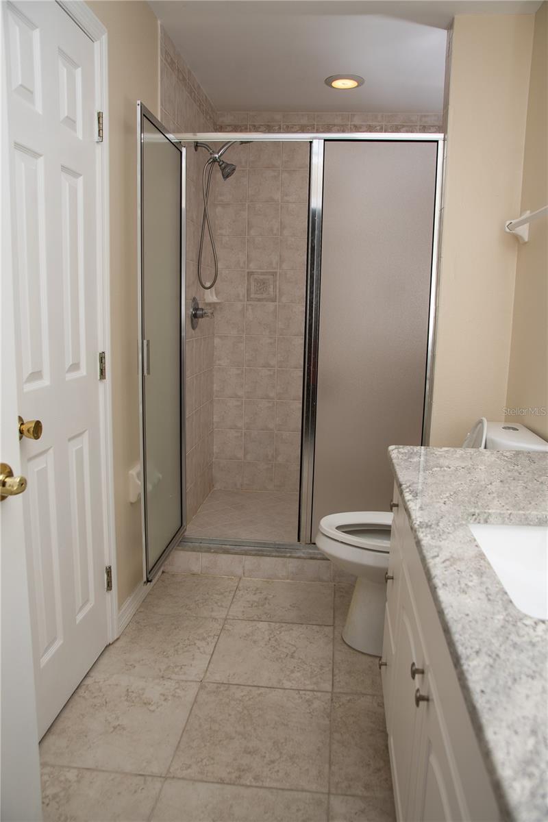 Image 9 of 17 For 328 Haya Street