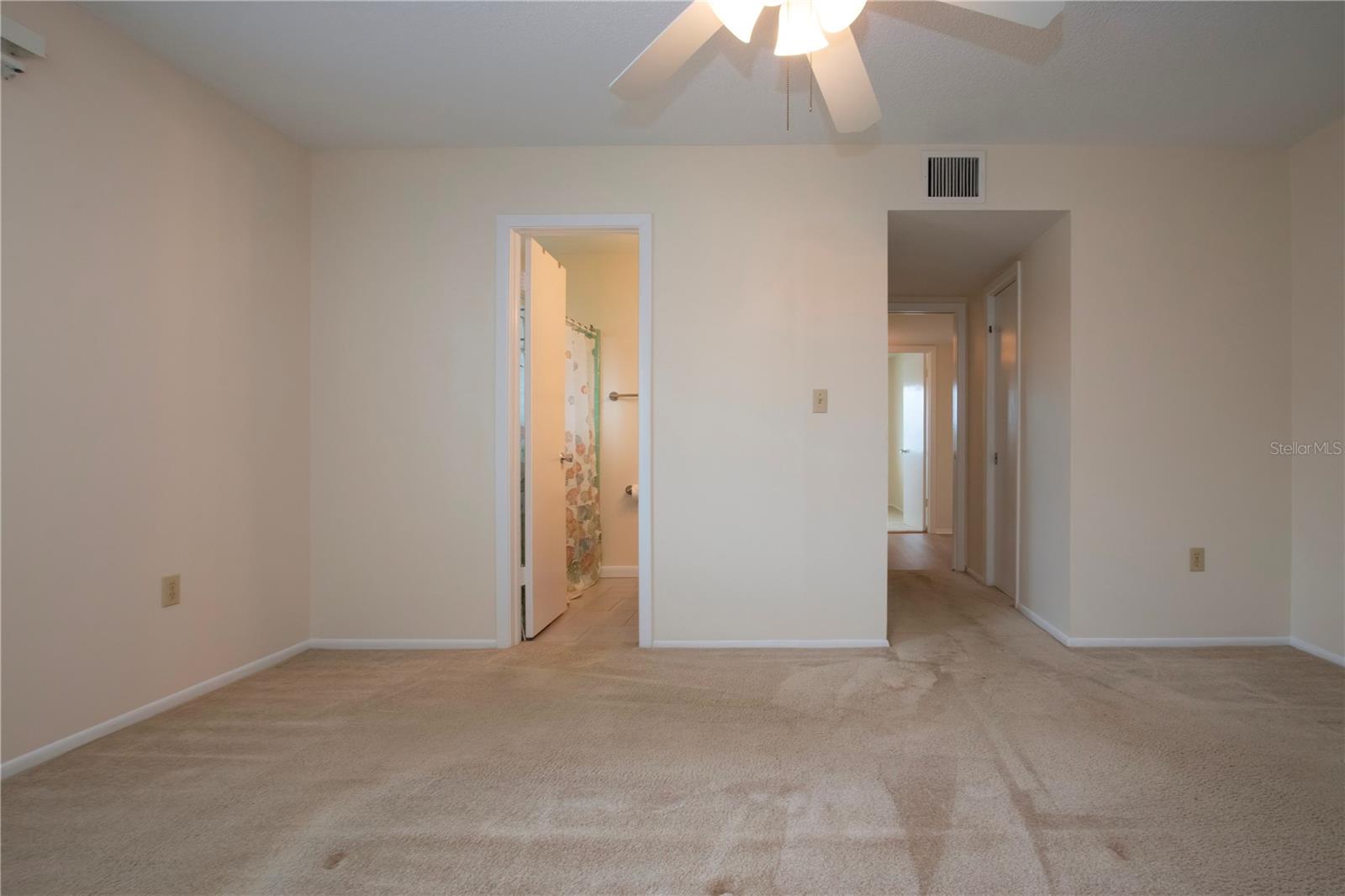 Image 21 of 56 For 1715 Danbury Drive