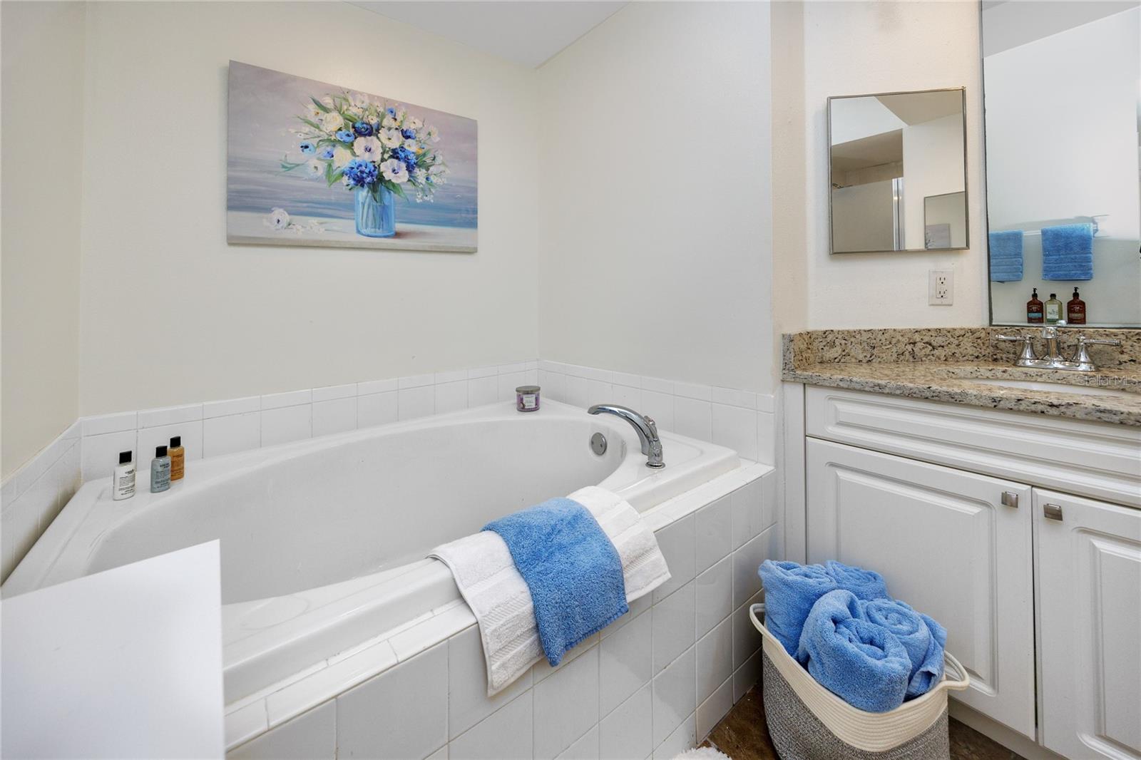 Image 32 of 74 For 960 Starkey Road 3106