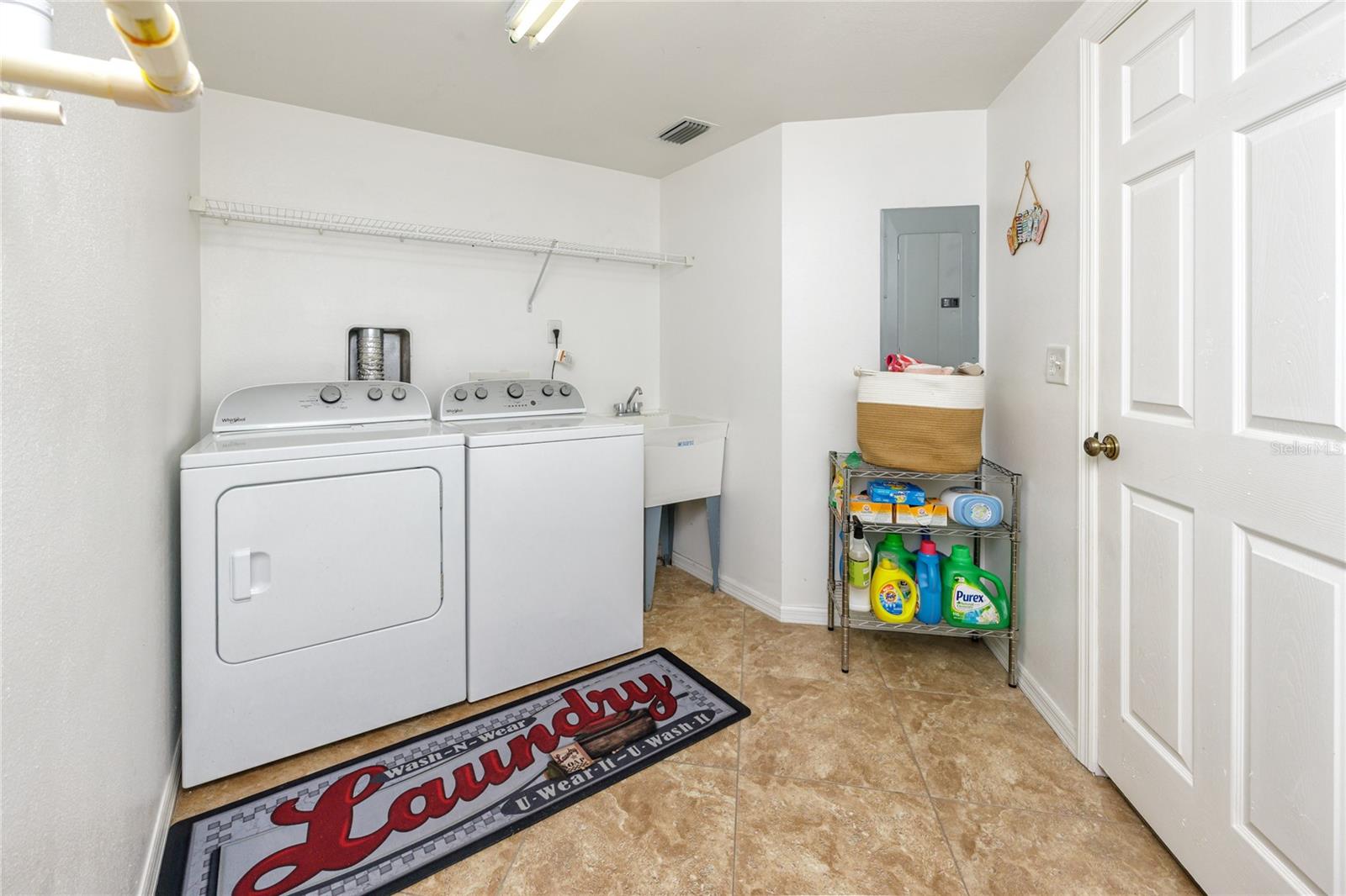 Image 41 of 74 For 960 Starkey Road 3106