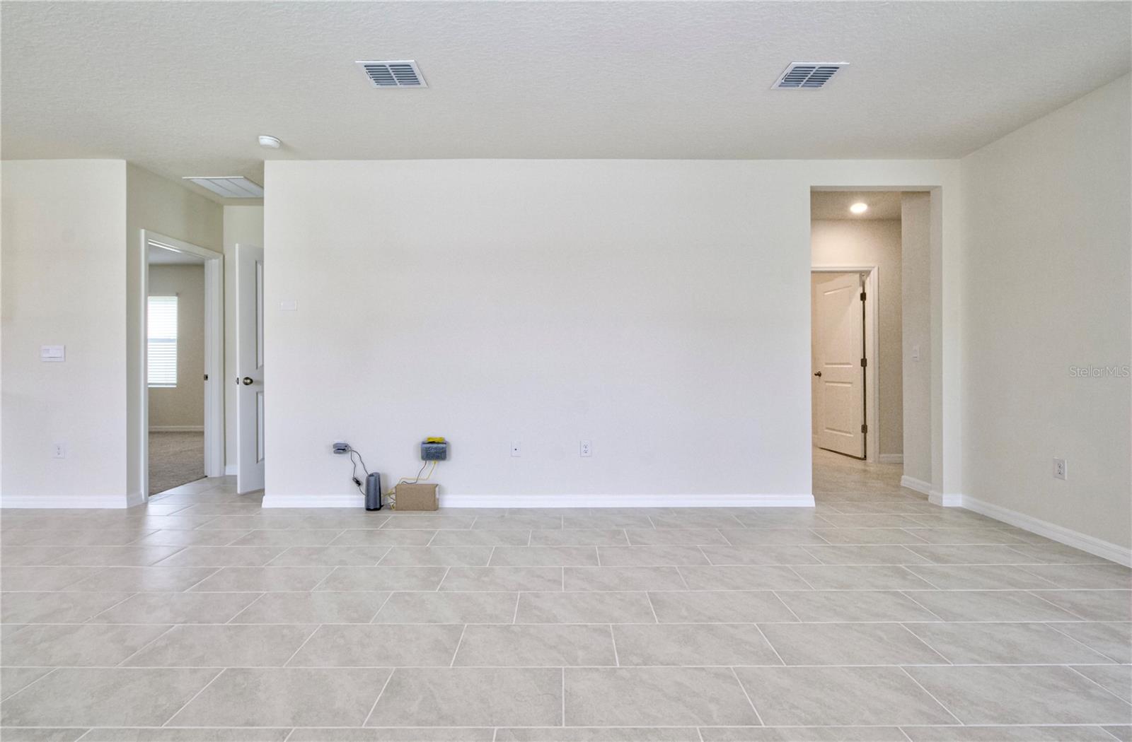 Image 15 of 46 For 3302 Pine Lily Avenue