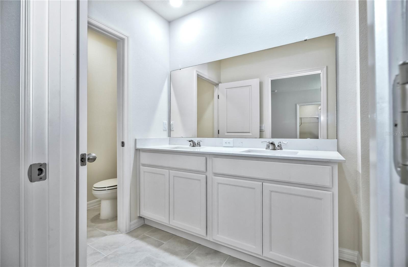 Image 18 of 46 For 3302 Pine Lily Avenue