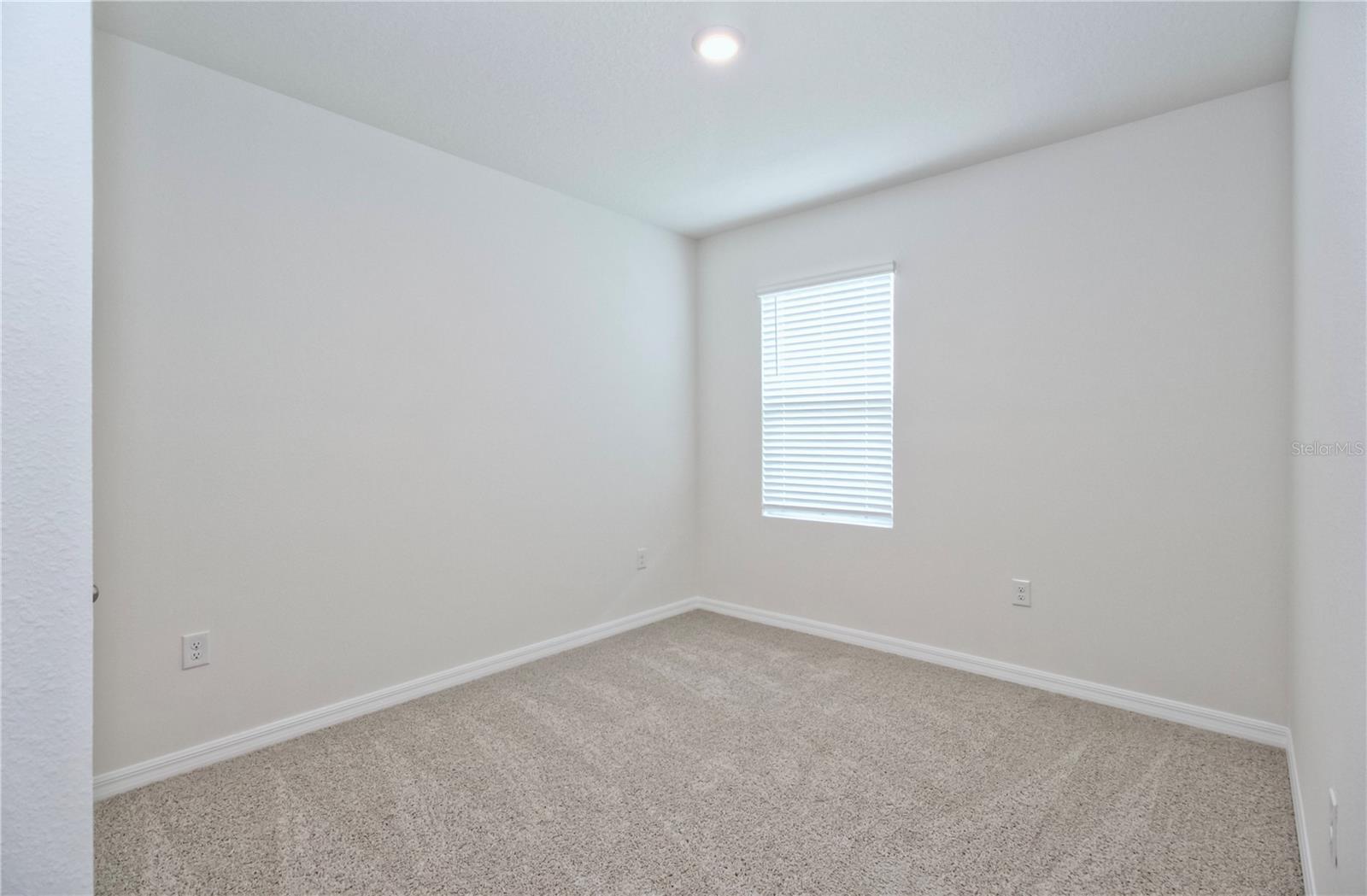 Image 21 of 46 For 3302 Pine Lily Avenue