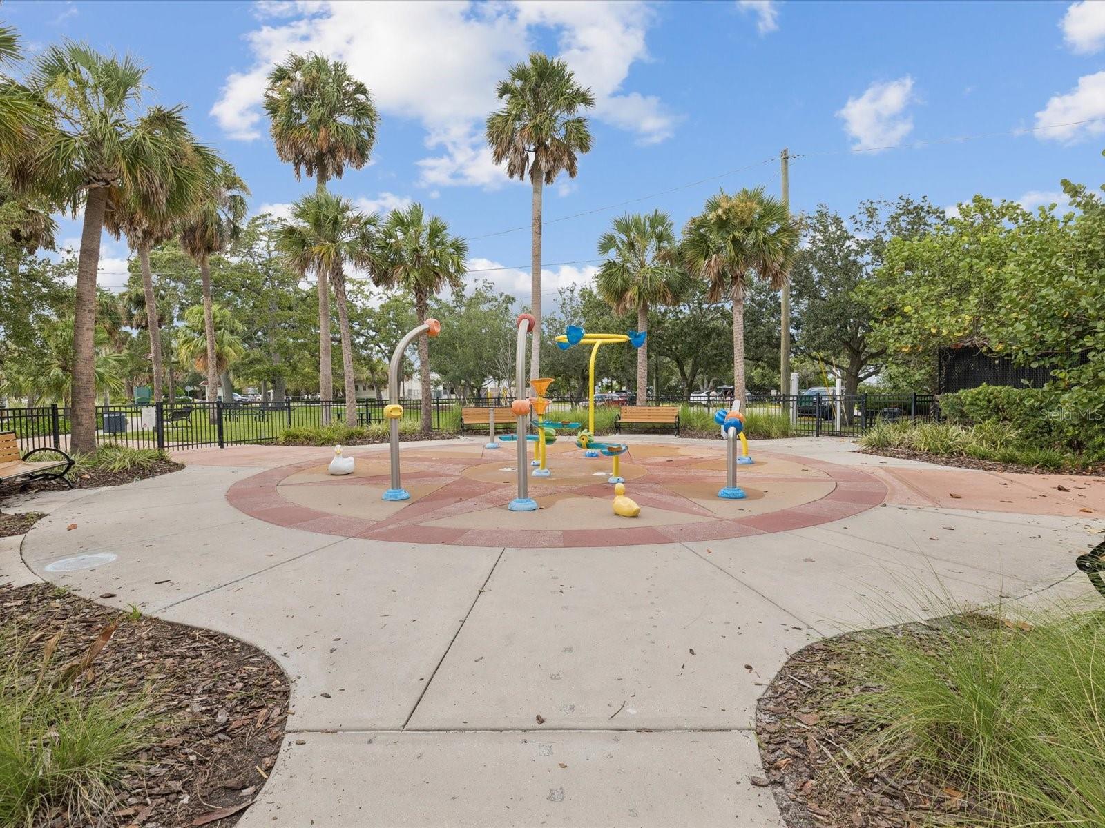 Image 42 of 50 For 4950 Bayshore Boulevard 1