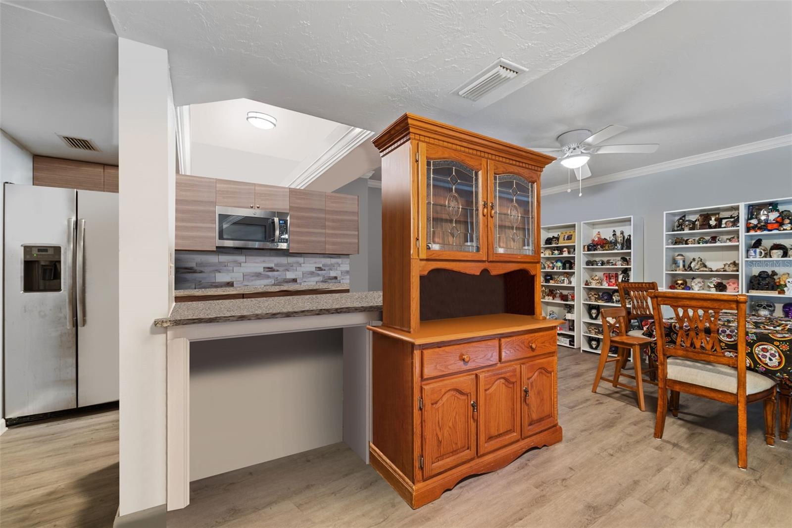 Image 11 of 48 For 1112 Longfellow Road