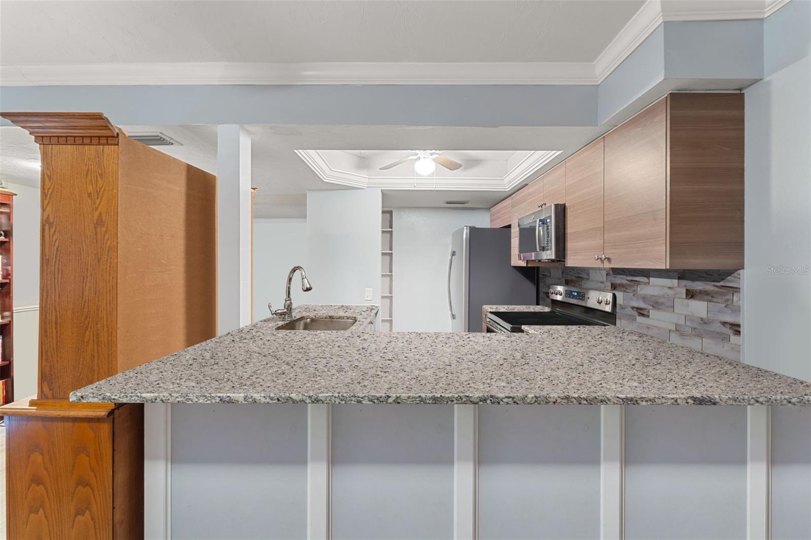 Image 19 of 48 For 1112 Longfellow Road