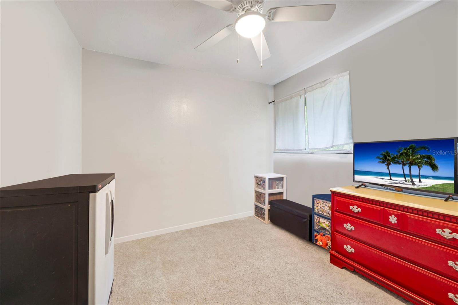 Image 35 of 48 For 1112 Longfellow Road