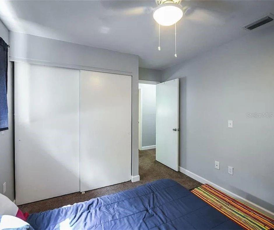 Image 38 of 48 For 1112 Longfellow Road