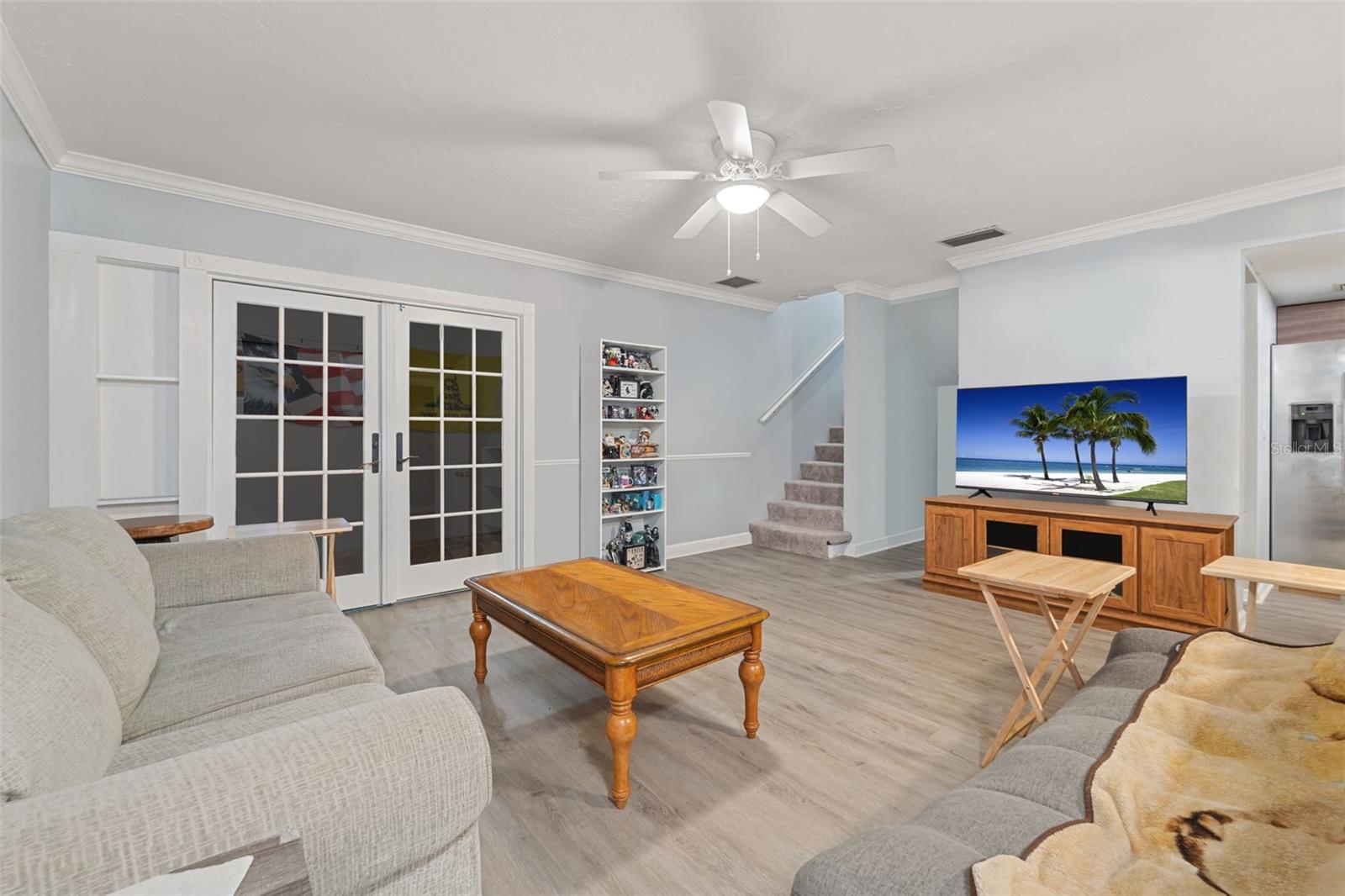 Image 4 of 48 For 1112 Longfellow Road