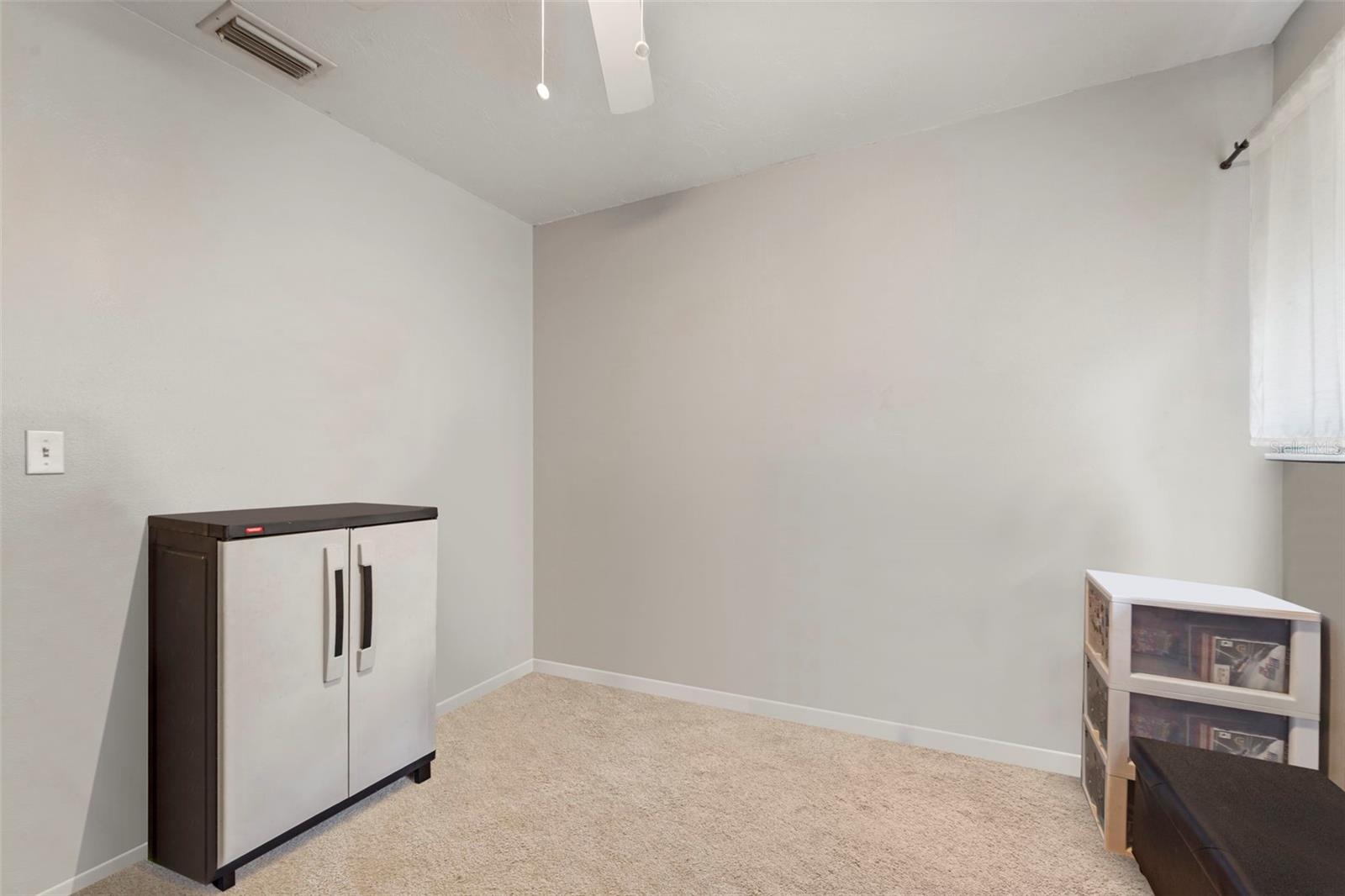 Image 40 of 48 For 1112 Longfellow Road