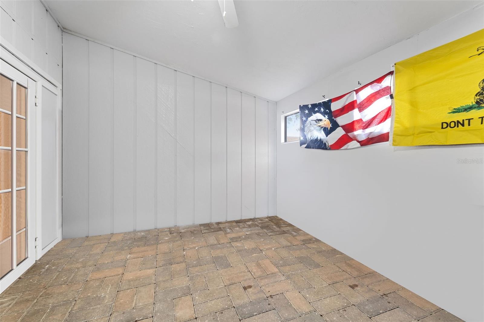 Image 43 of 48 For 1112 Longfellow Road