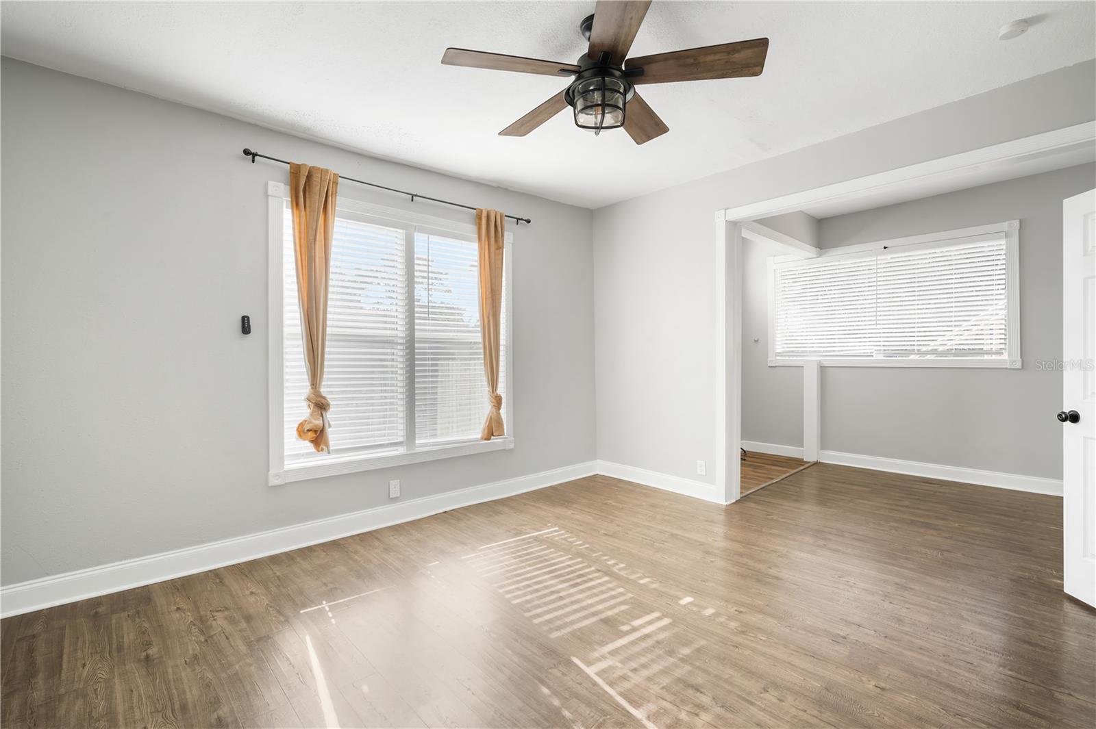 Image 11 of 22 For 1211 17th Avenue
