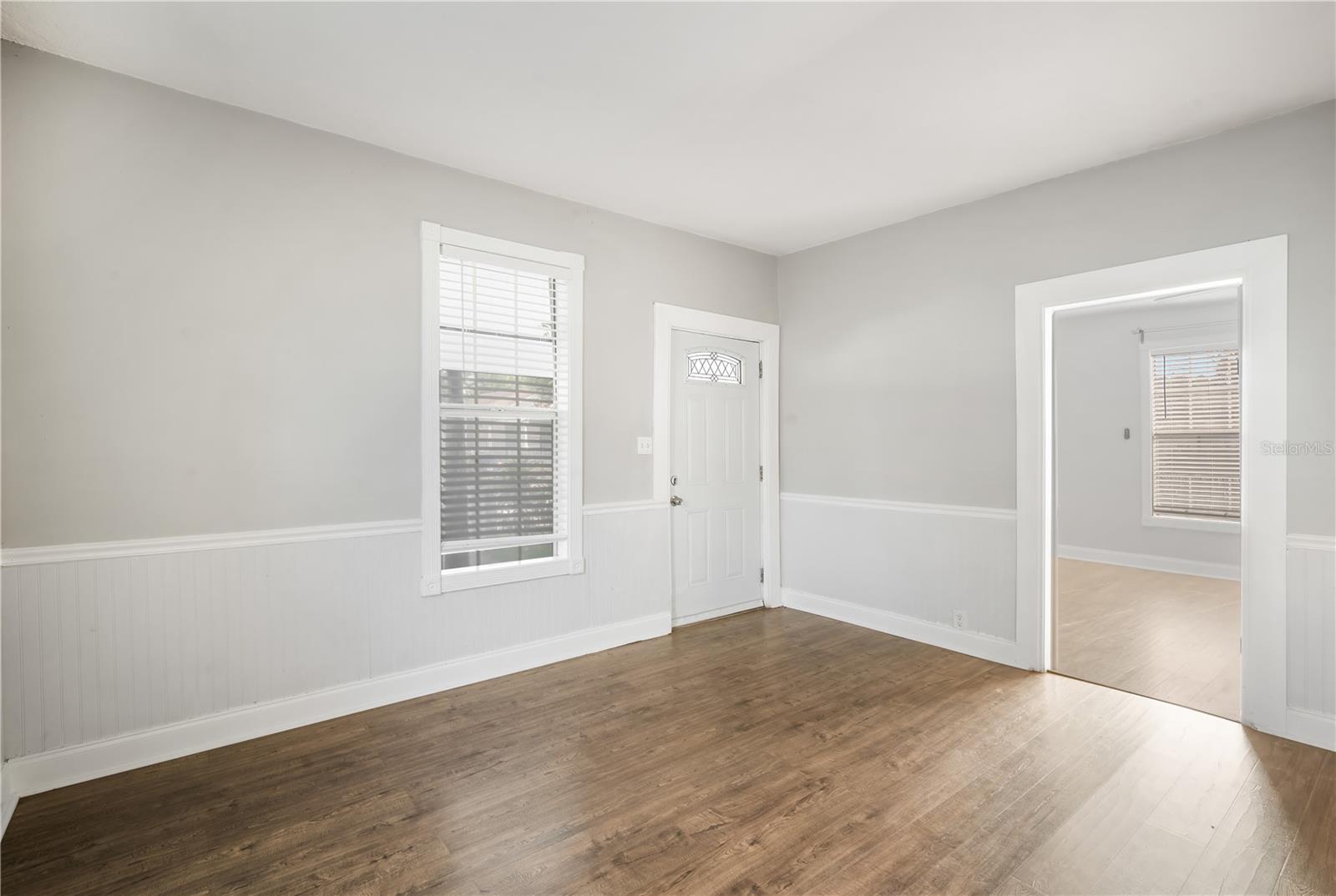 Image 6 of 22 For 1211 17th Avenue
