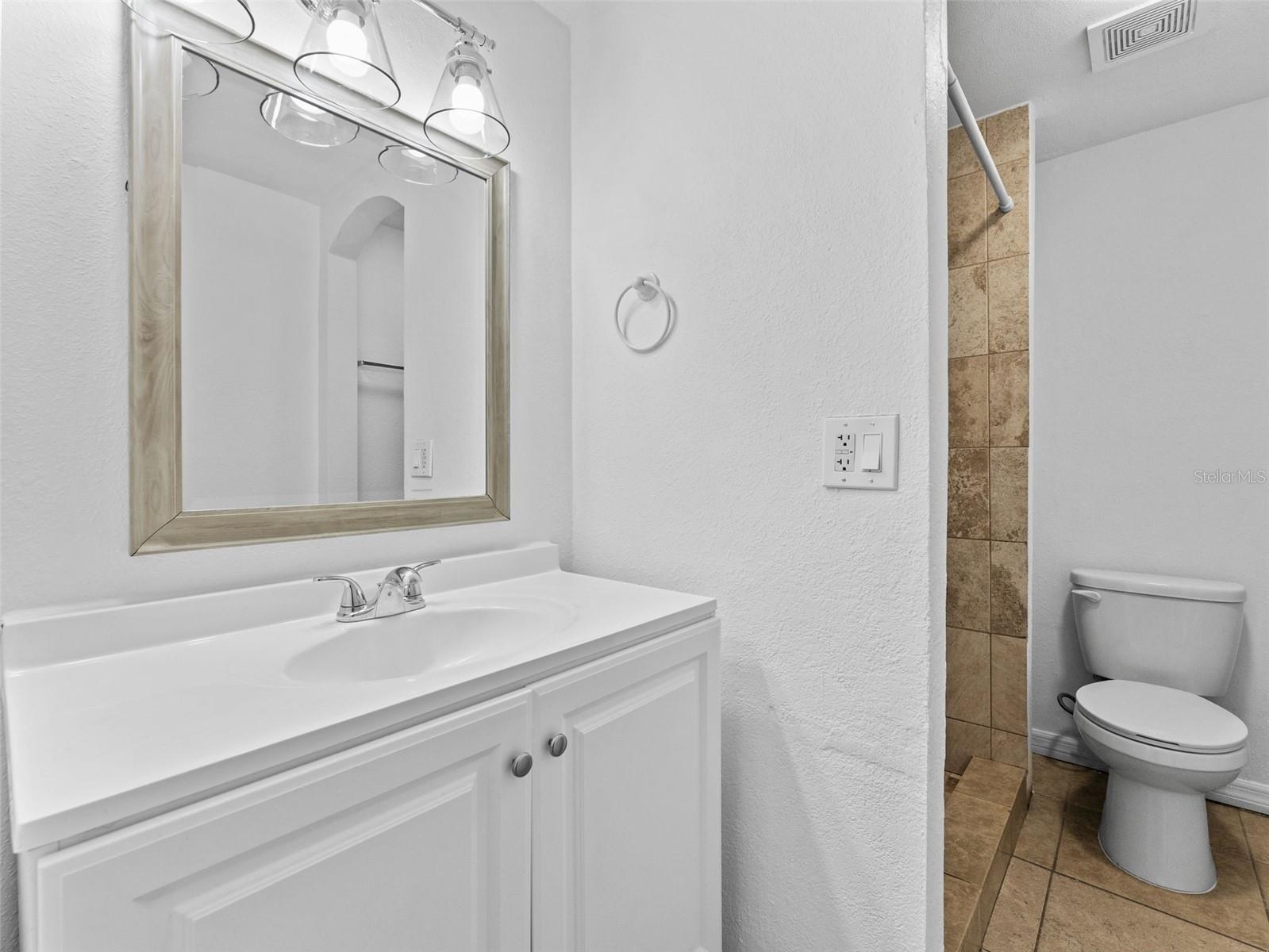 Image 20 of 73 For 335 47th Avenue N 244