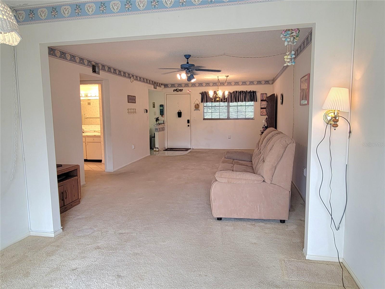 Listing photo id 8 for 946 Virginia Street 304